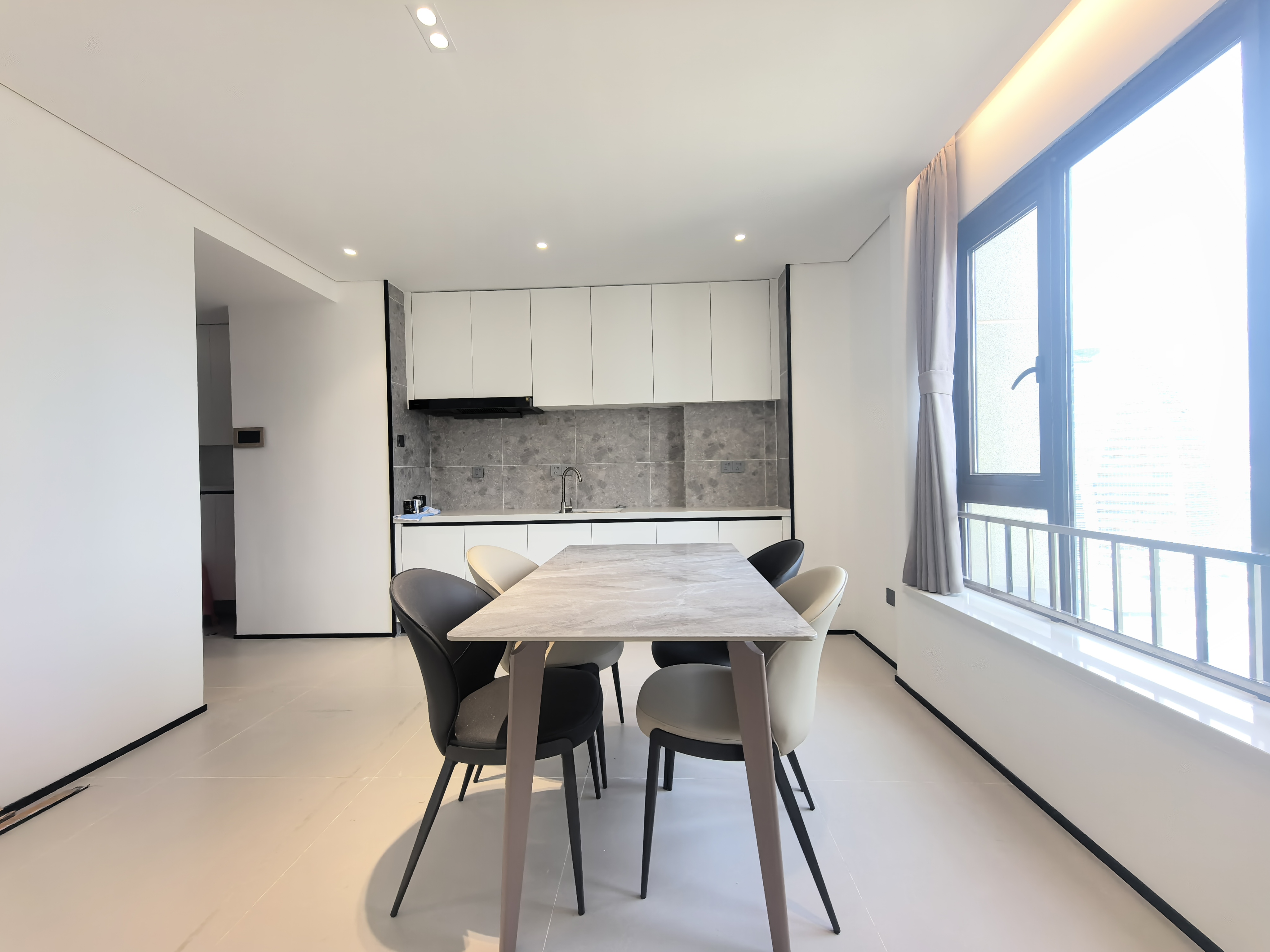 海航豪庭南苑  2室2厅2卫    5000.0元/月室内图