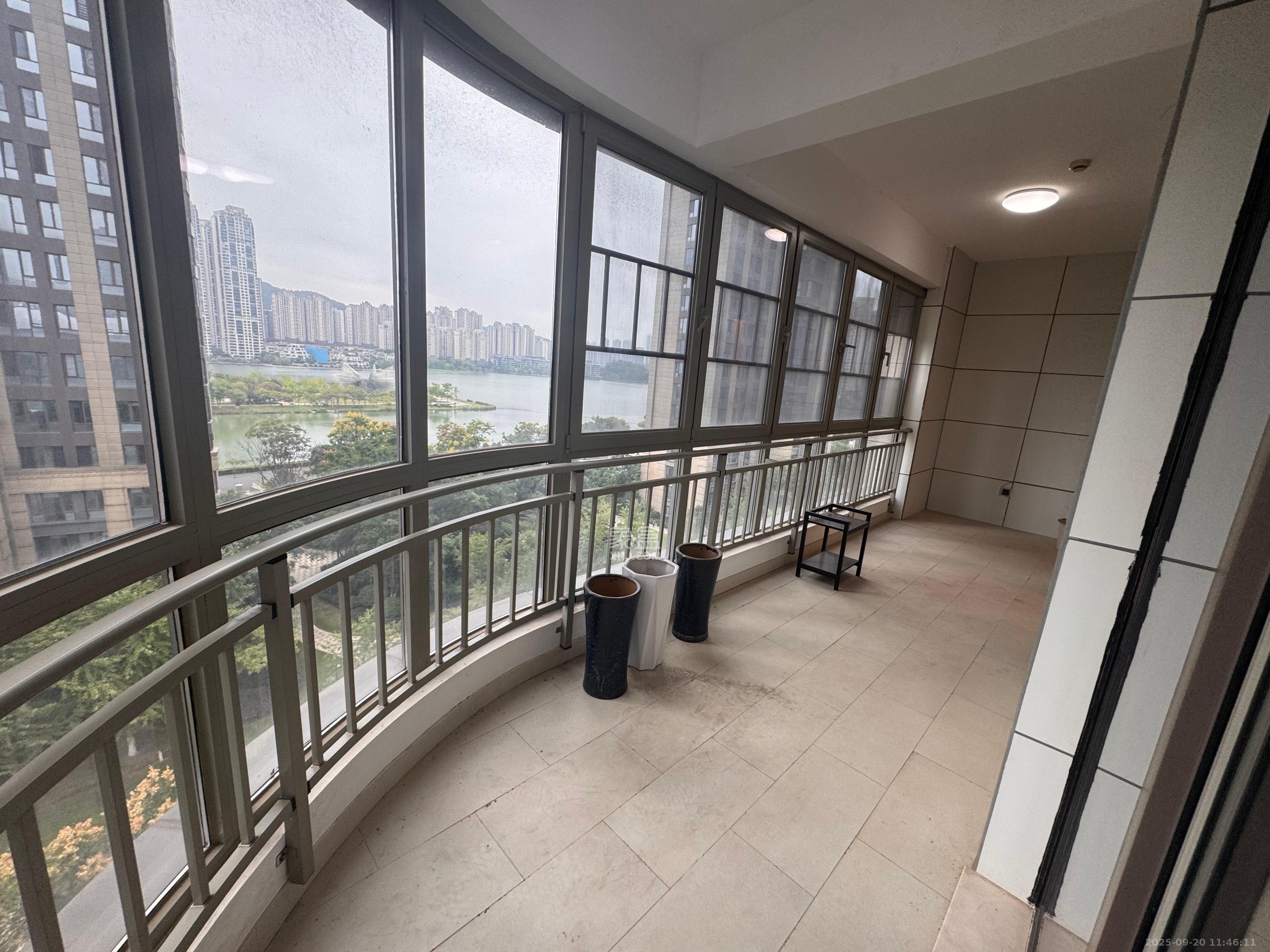 梅溪湖金茂府(金茂广场)(金茂览秀城) 5室2厅4卫 12000.0元/月 梅溪湖金茂府(金茂广场)(金茂览秀城) 5室2厅4卫 12000.0元/月室内图