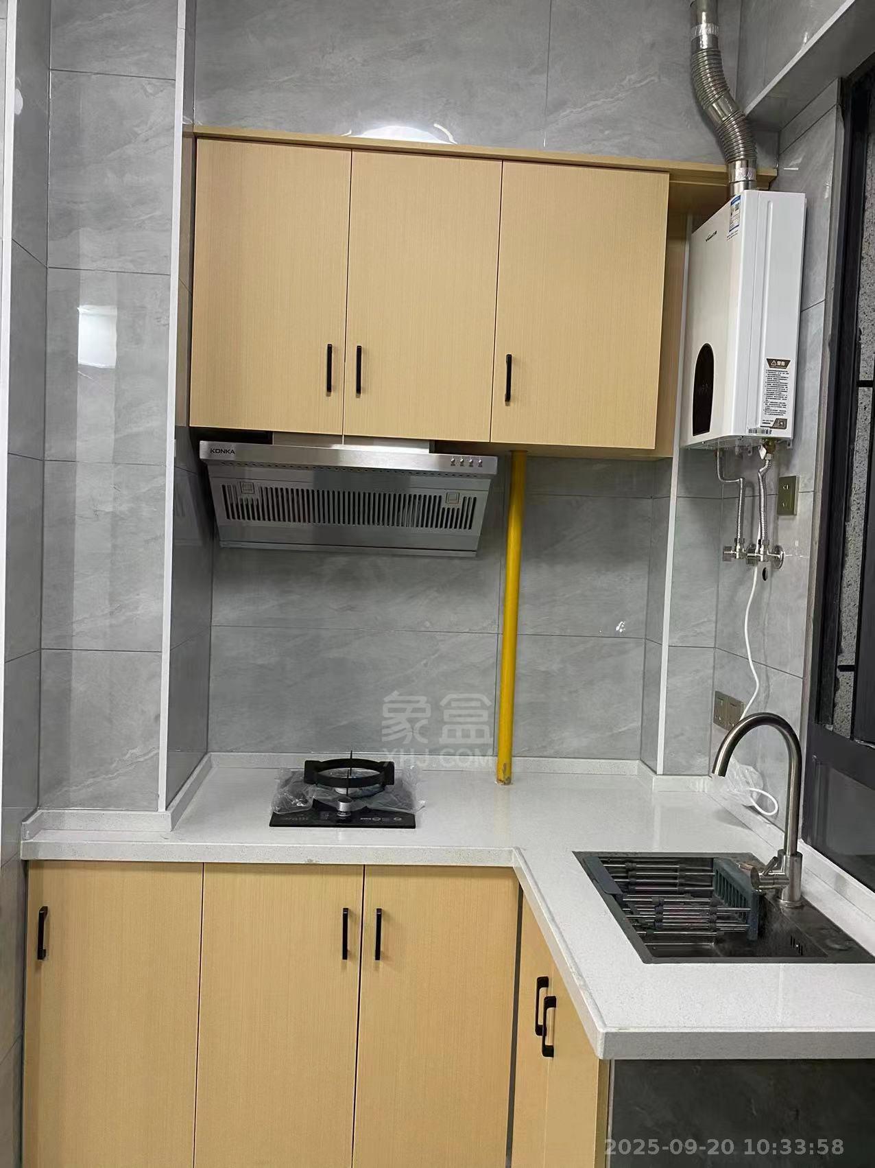 中泰财富湘江  1室1厅1卫    1600.0元/月室内图