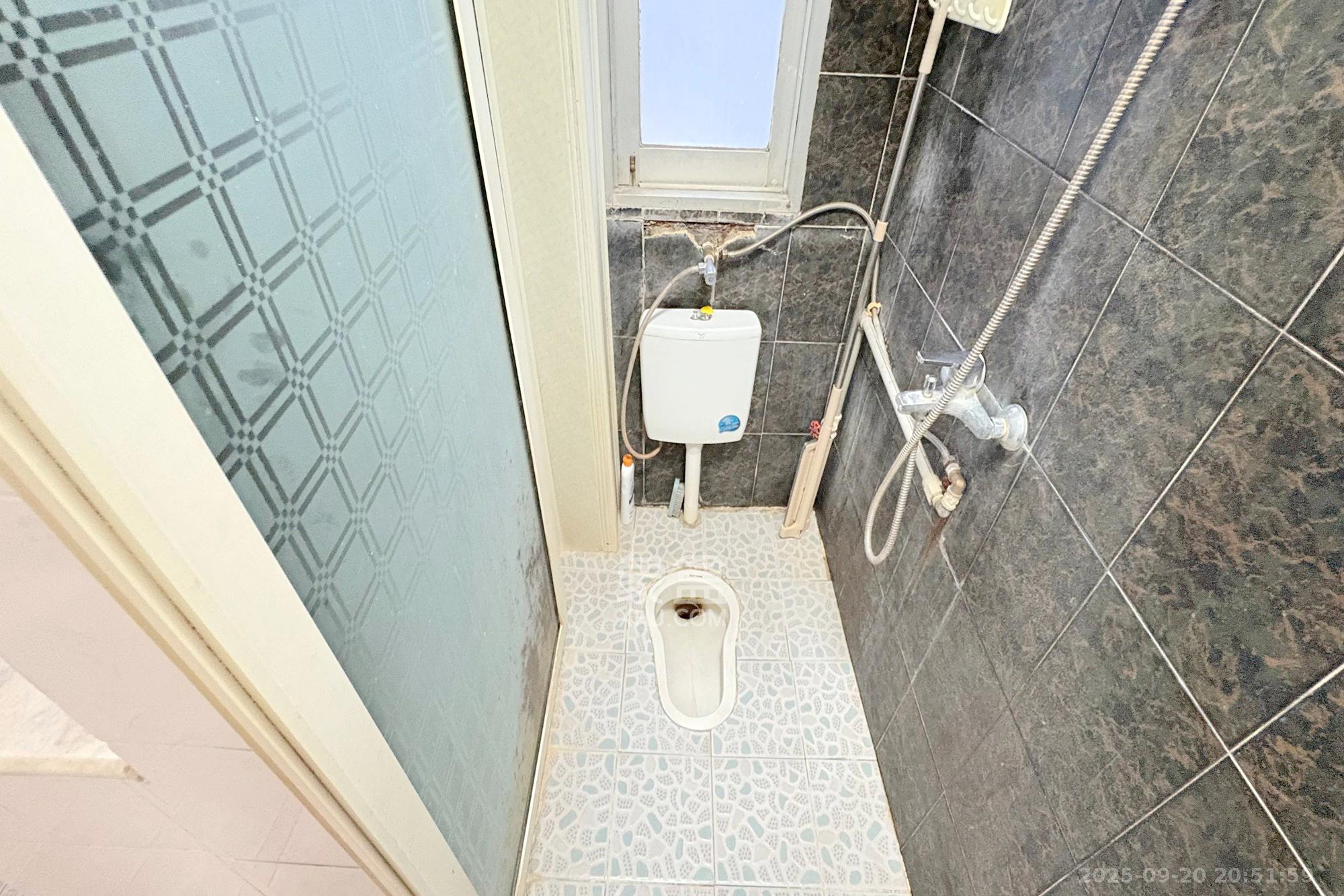 湘江宾馆宿舍 2室1厅1卫 35.0万 湘江宾馆宿舍 2室1厅1卫 35.0万卫生间