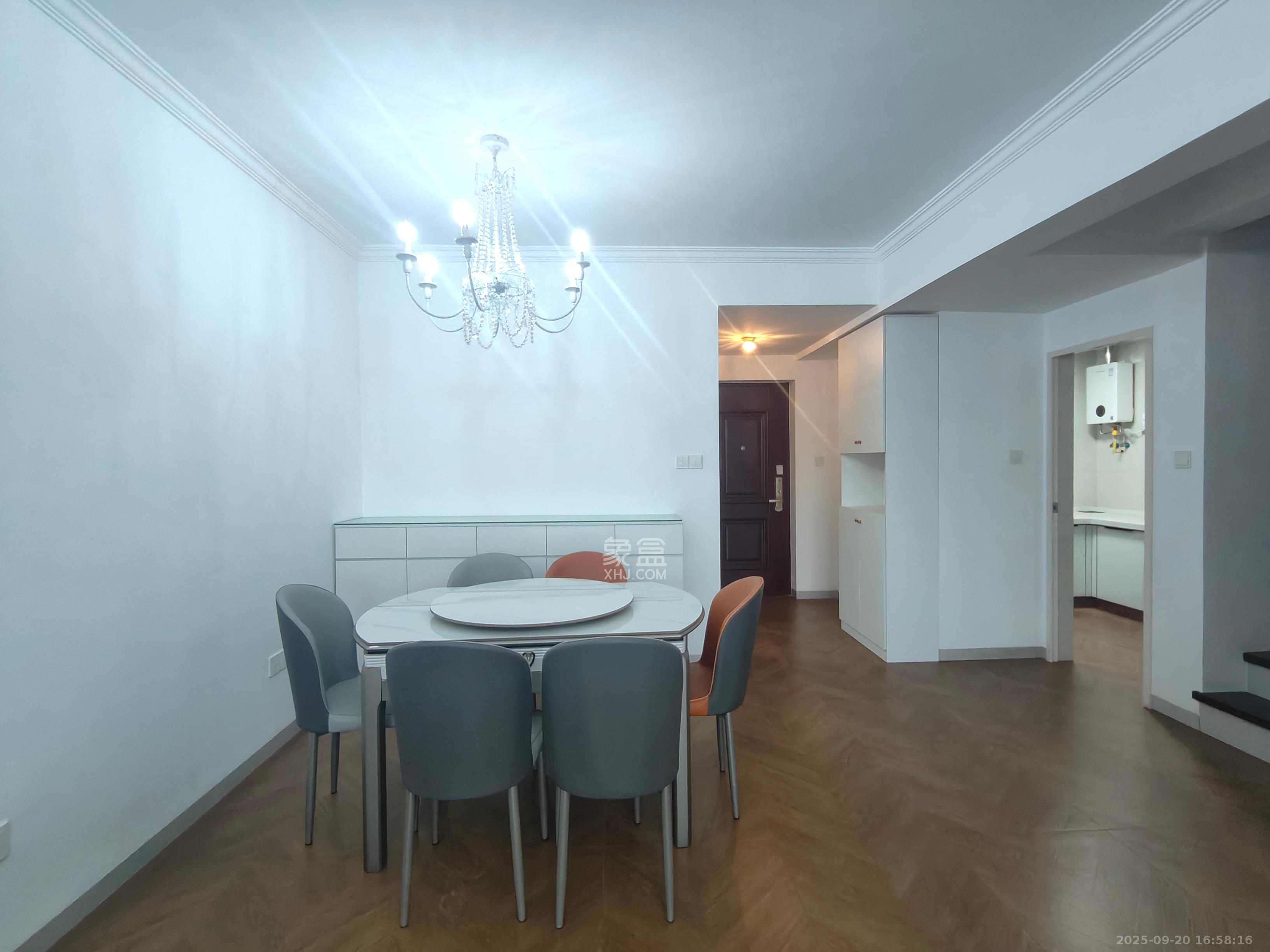 梅溪正荣府  4室2厅2卫    3000.0元/月室内图