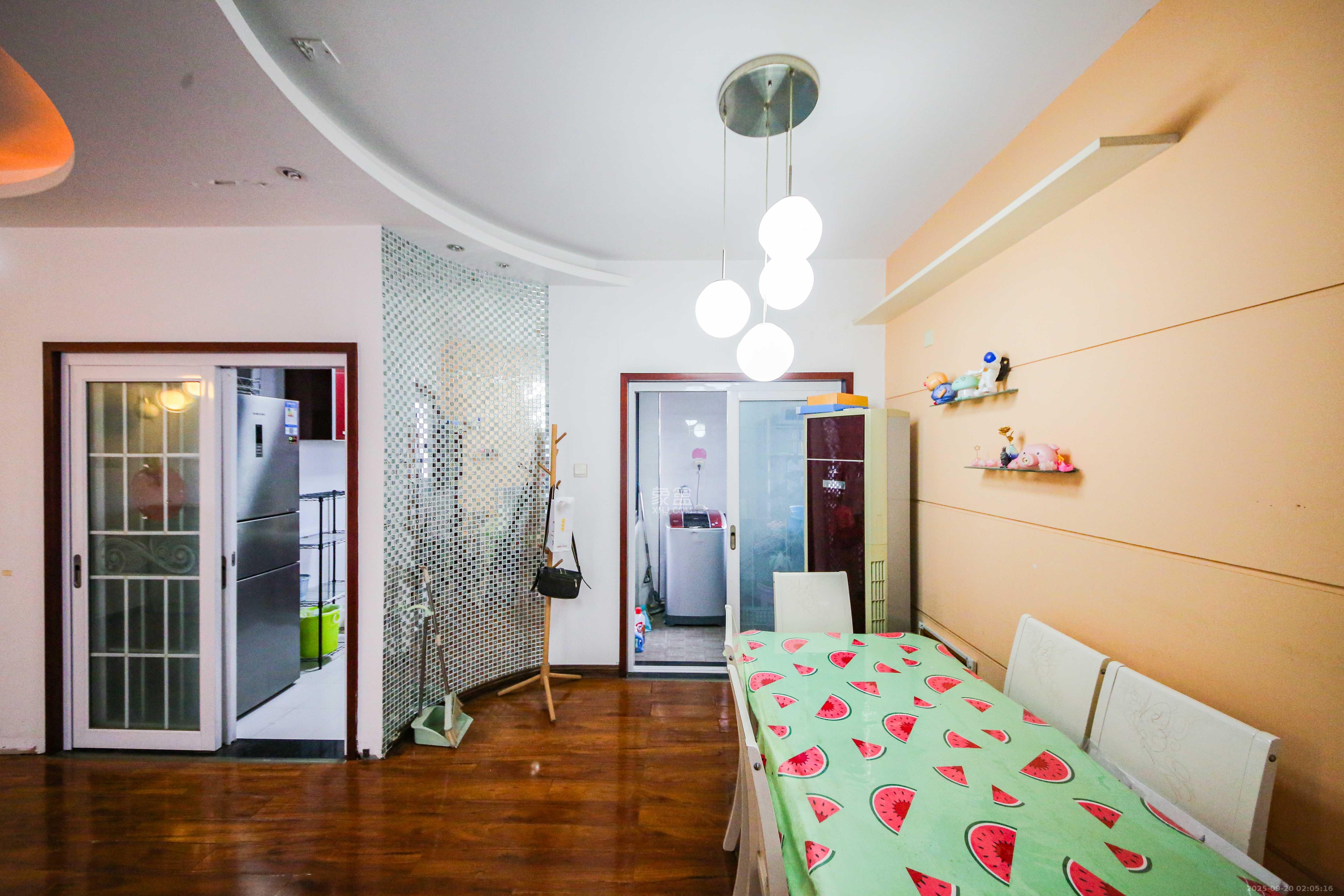 和庄  3室2厅1卫    78.0万客厅