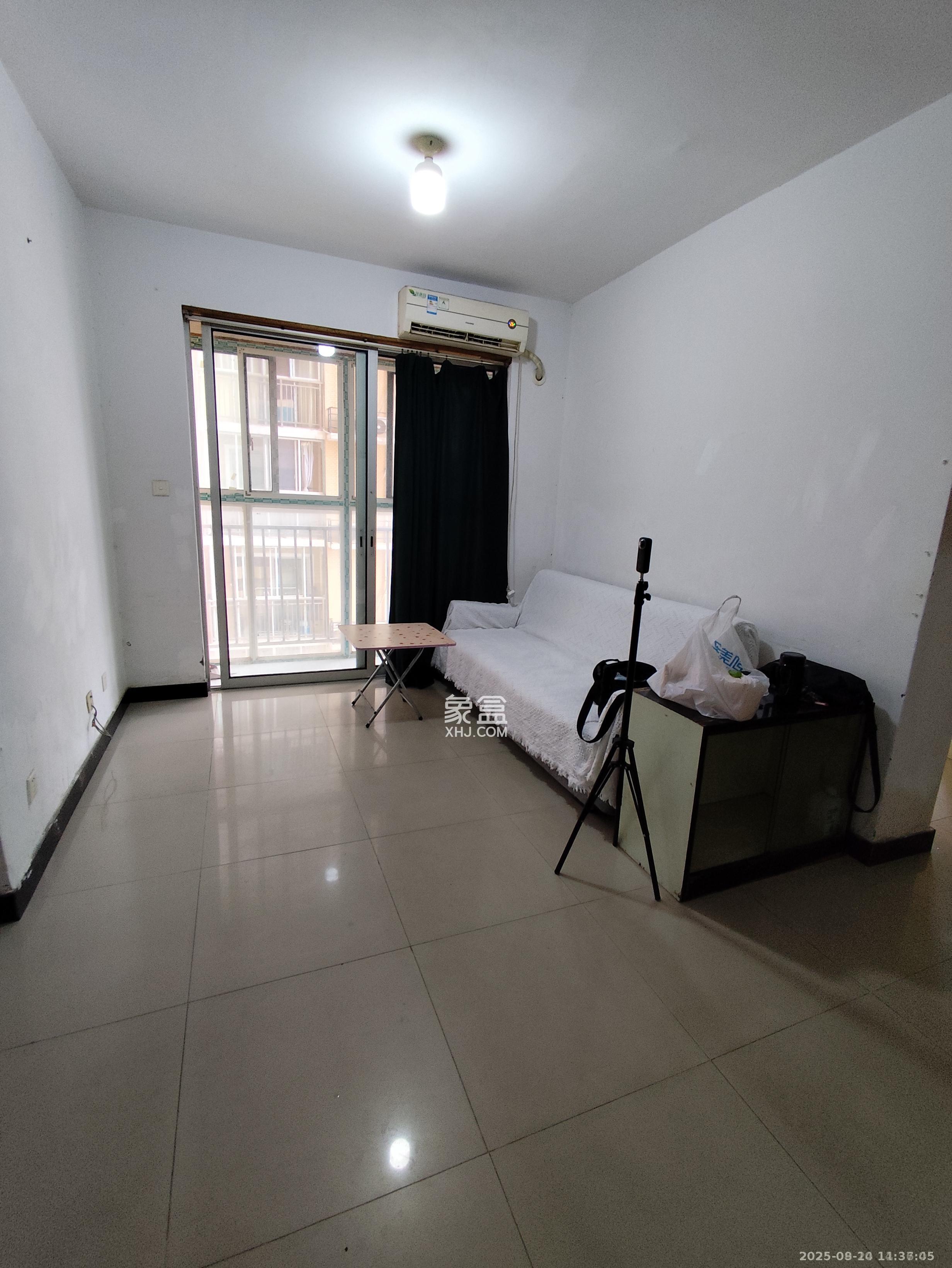 凯通国际城(凯通朝庭) 2室2厅1卫 1600.0元/月 凯通国际城(凯通朝庭) 2室2厅1卫 1600.0元/月室内图