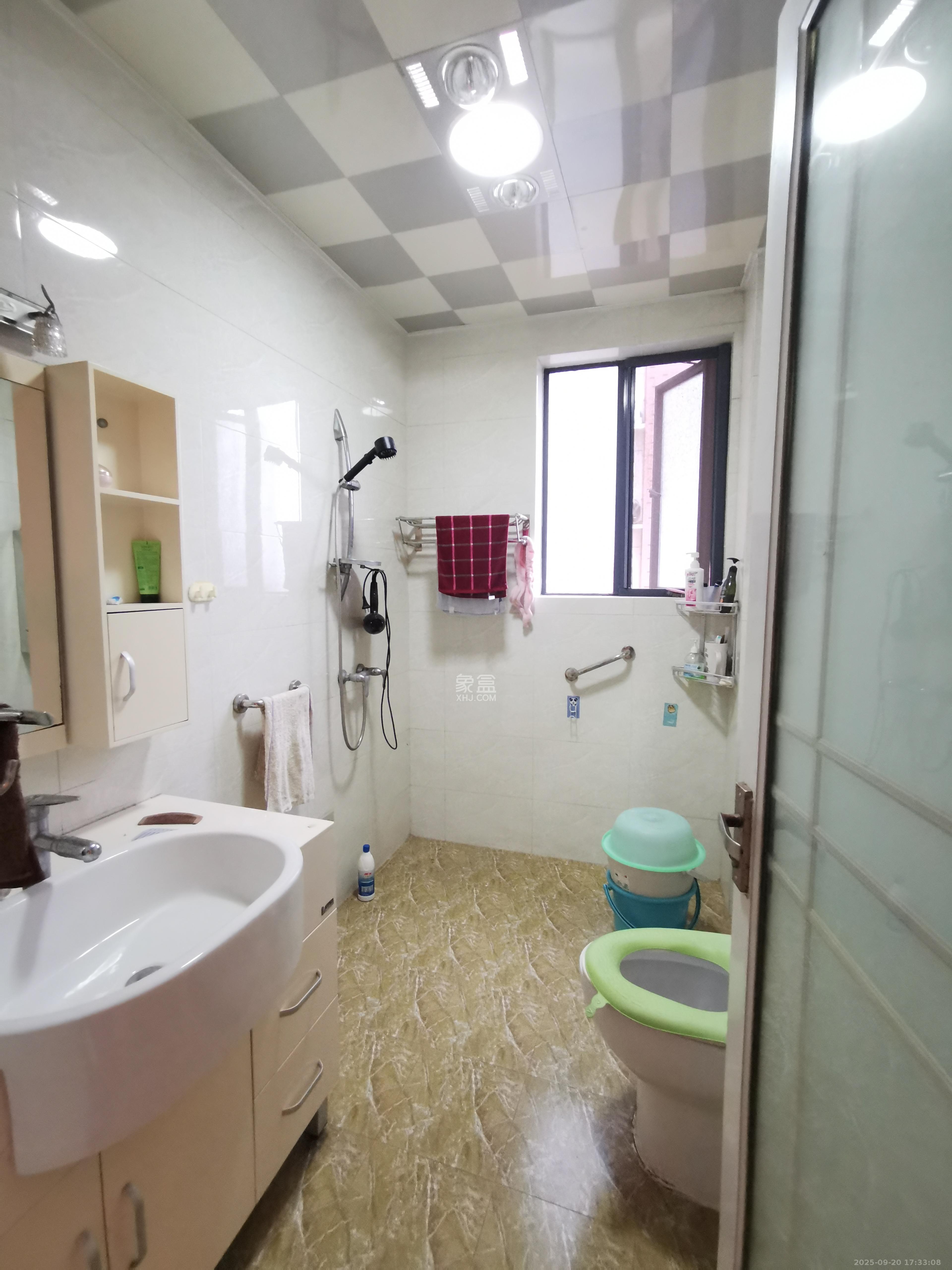 湘府名邸（同力家园）  3室2厅2卫    2800.0元/月室内图