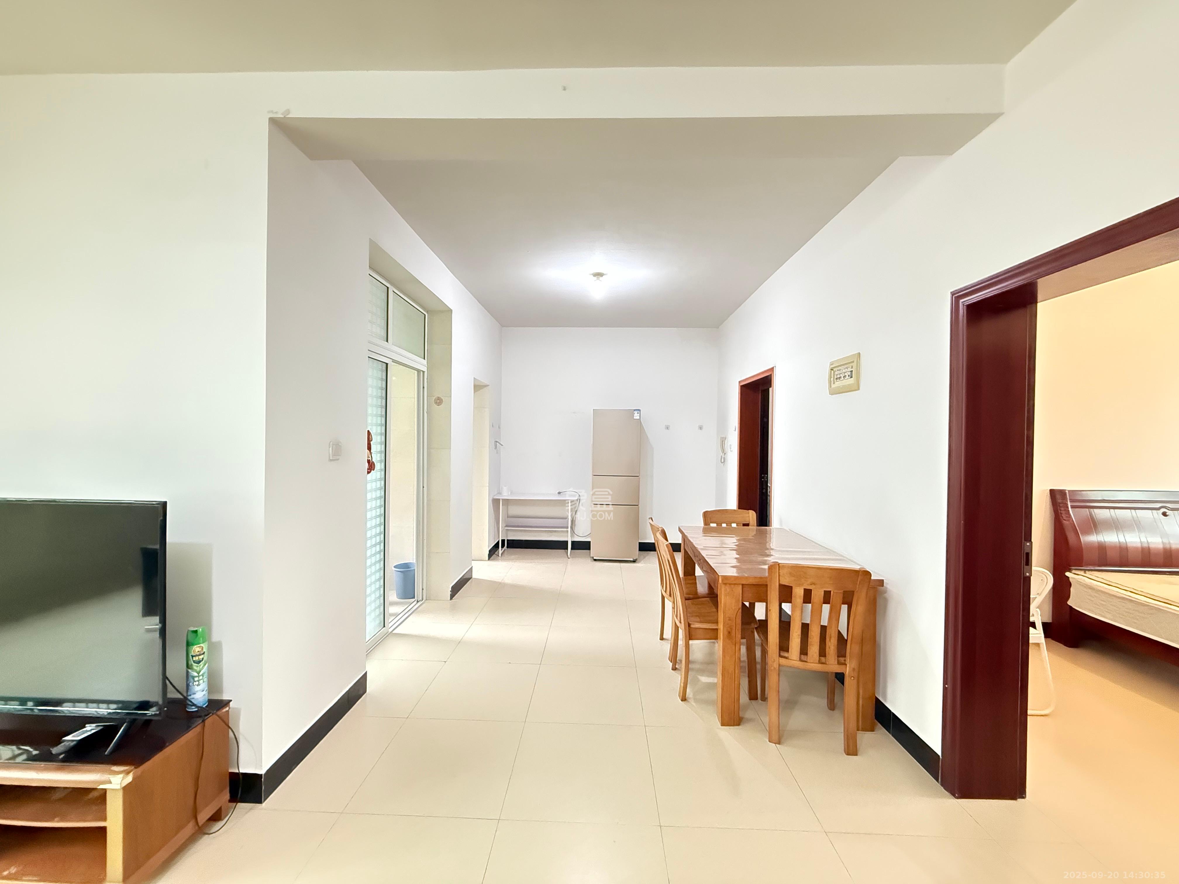 金桂小区一期  2室2厅1卫    1400.0元/月室内图