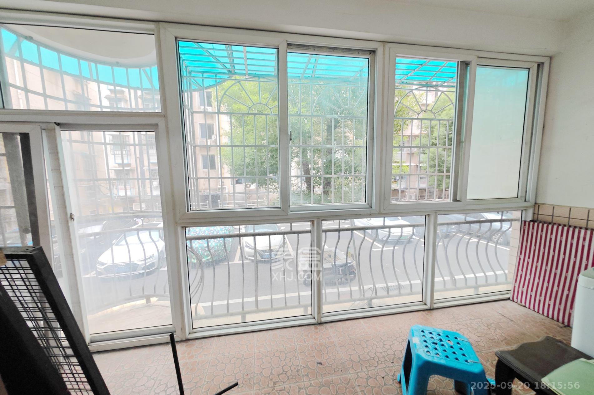 长鑫美树园 3室2厅2卫 80.0万 长鑫美树园 3室2厅2卫 80.0万阳台