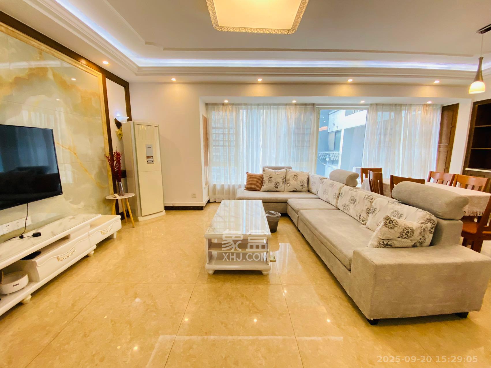 北辰三角洲E3区  4室2厅2卫    4700.0元/月 北辰三角洲E3区  4室2厅2卫    4700.0元/月