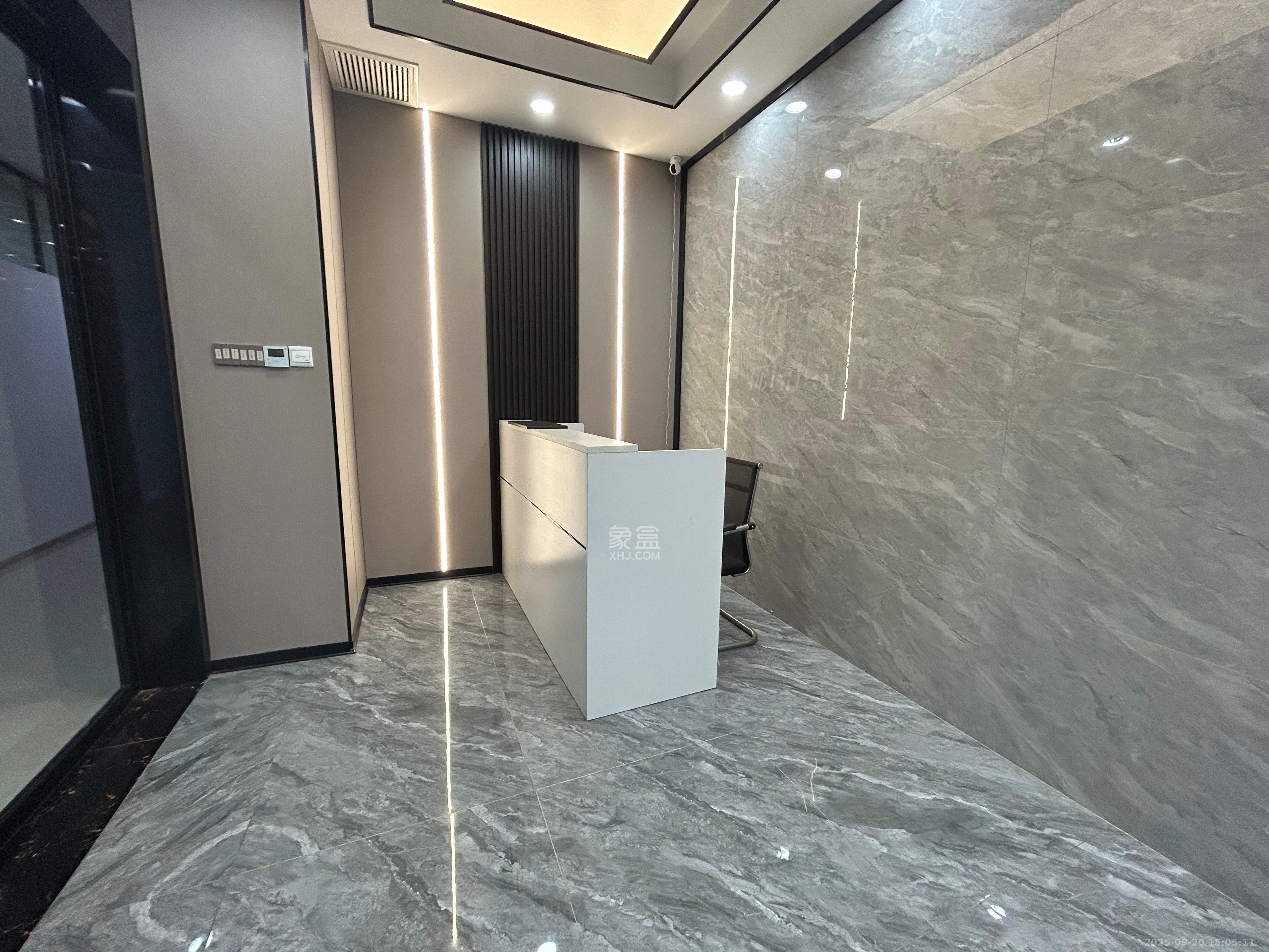 华润置地广场二期 1室0厅0卫 7500.0元/月 华润置地广场二期 1室0厅0卫 7500.0元/月室内图