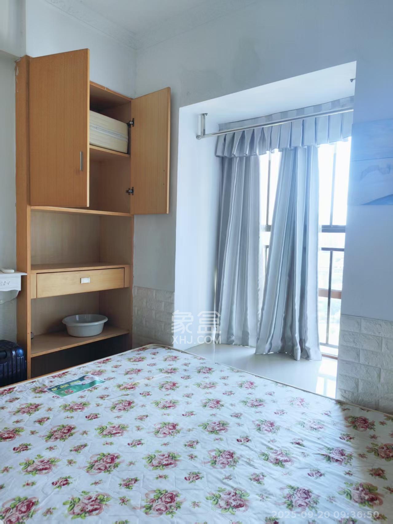 高信向日葵 1室1厅1卫 1000.0元/月 高信向日葵 1室1厅1卫 1000.0元/月室内图