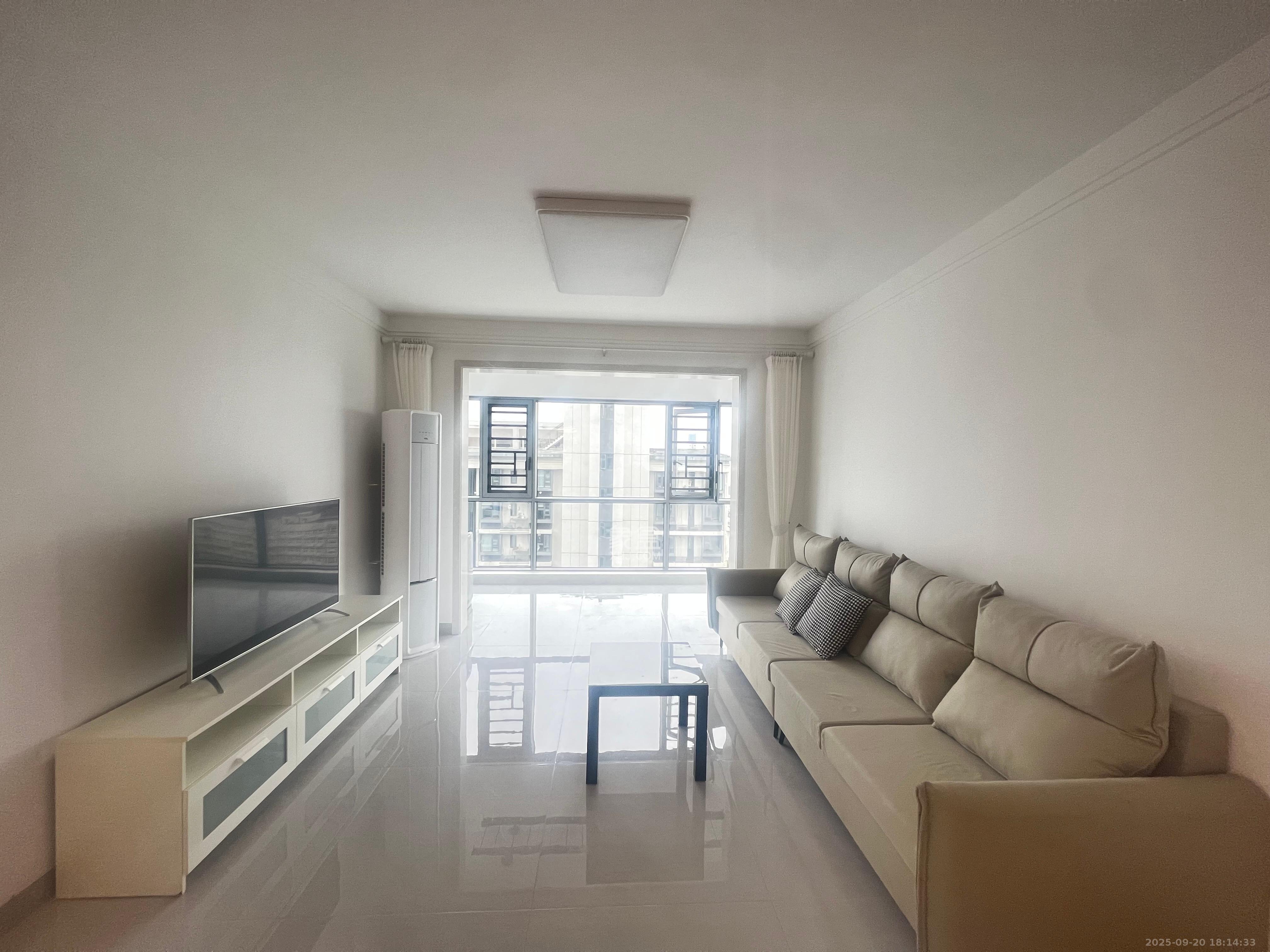 保利恒伟时光印象 3室2厅2卫 2700.0元/月 保利恒伟时光印象 3室2厅2卫 2700.0元/月室内图