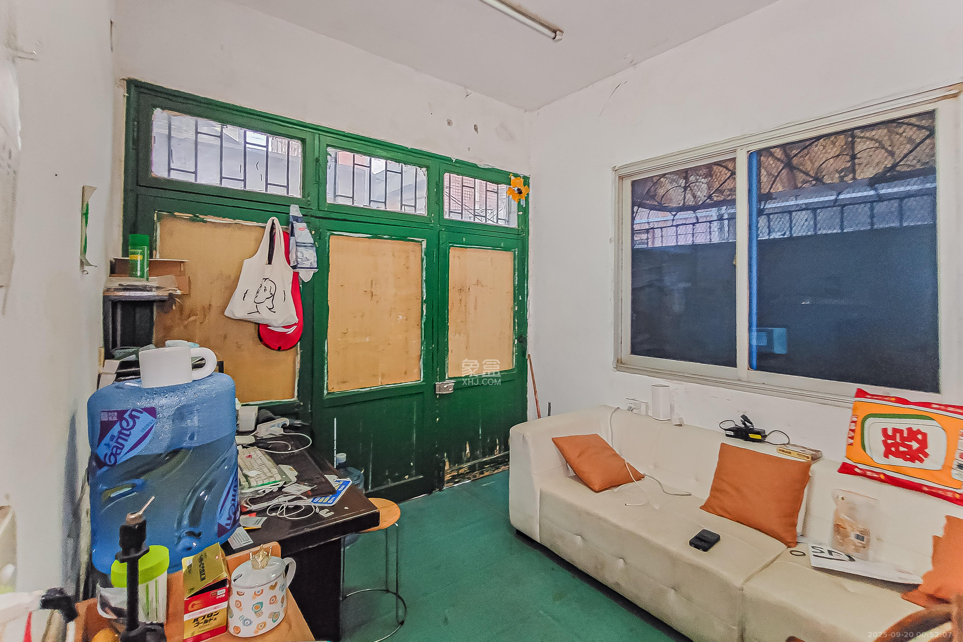 南沙井散盘  4室2厅2卫    120.8万卧室