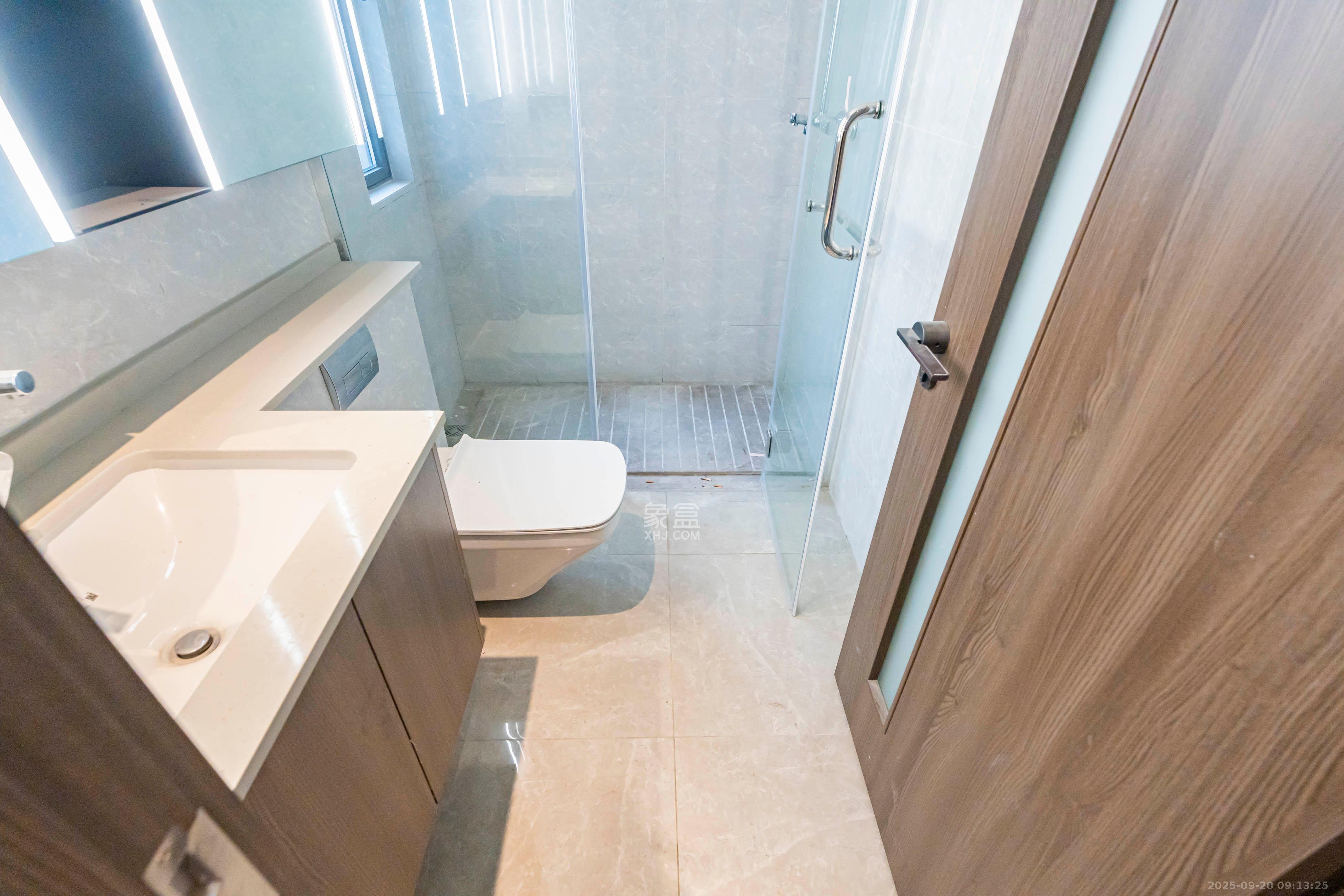 金源府 4室2厅2卫 3800.0元/月 金源府 4室2厅2卫 3800.0元/月室内图