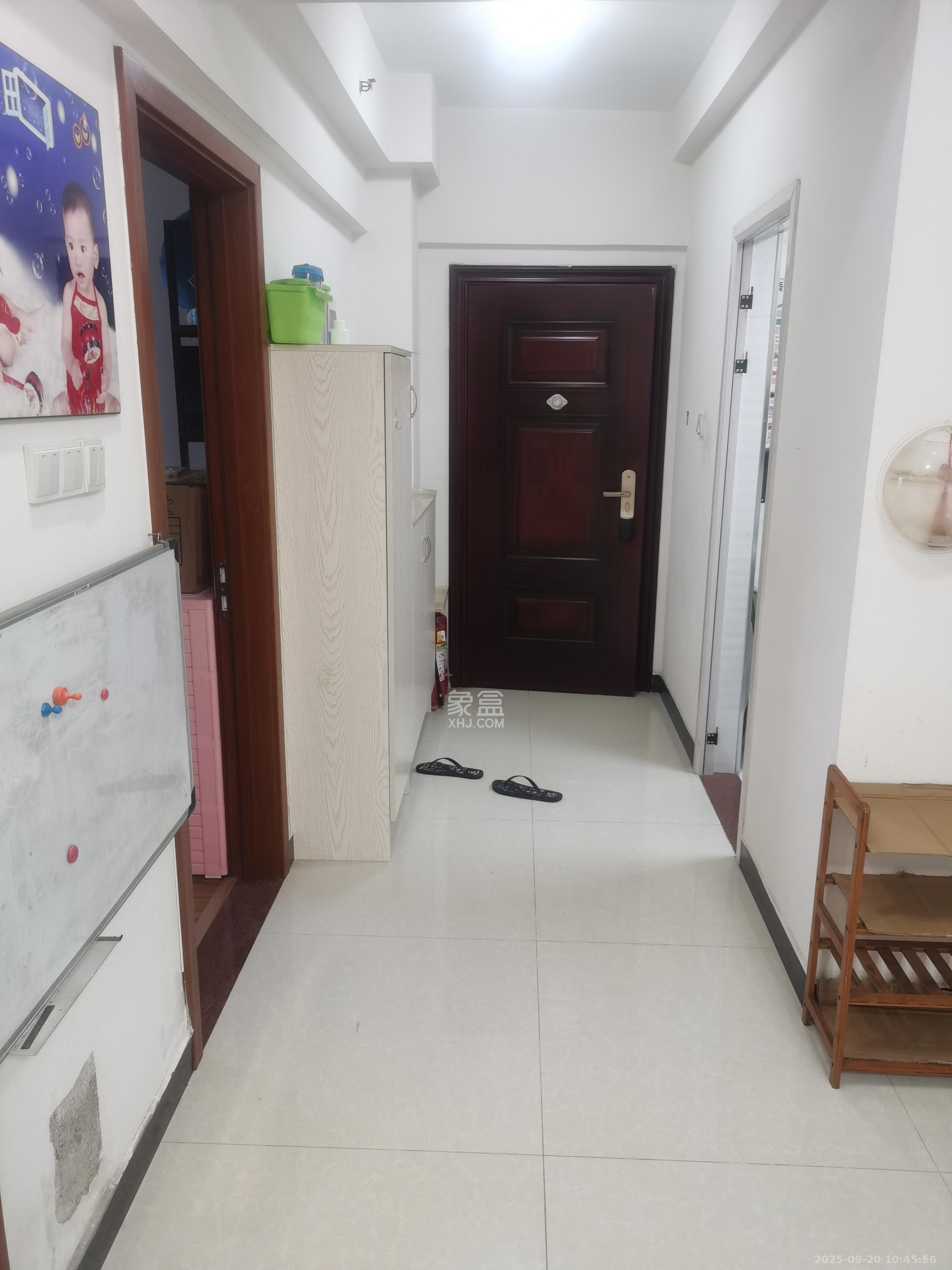 钰龙天下二期（钰龙佳园）  2室2厅1卫    1800.0元/月室内图