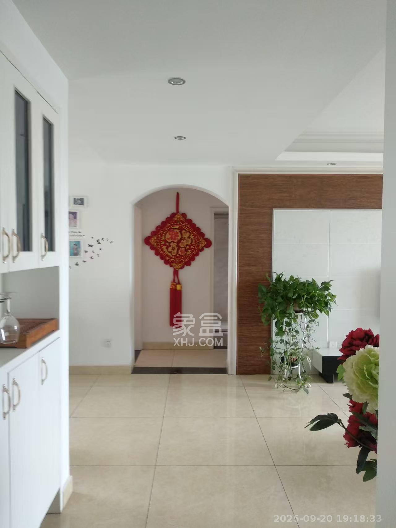 中国铁建梅溪青秀一期  3室2厅1卫    2200.0元/月室内图