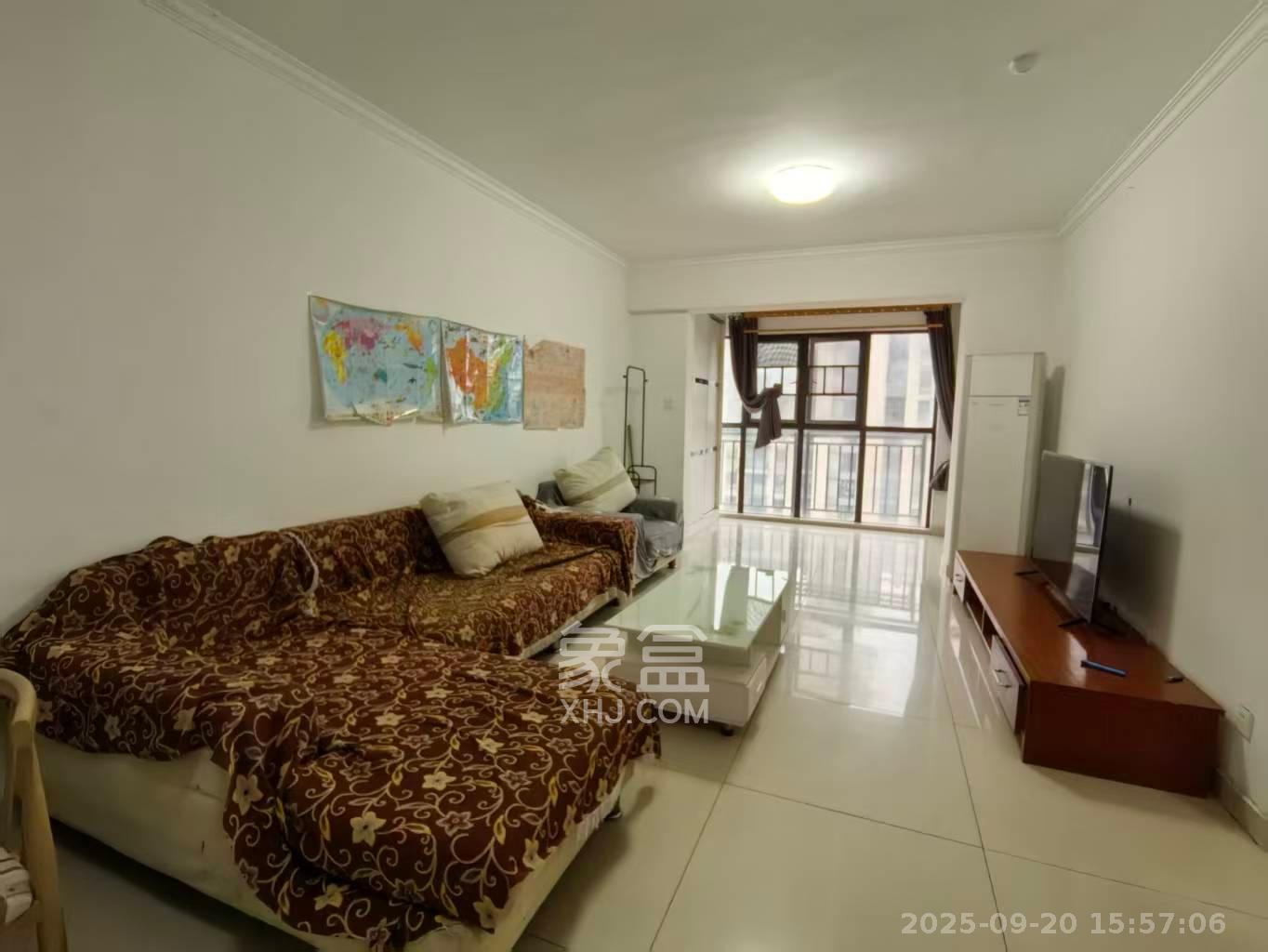 卓越蔚蓝海岸三期 2室2厅1卫 1800.0元/月 卓越蔚蓝海岸三期 2室2厅1卫 1800.0元/月室内图