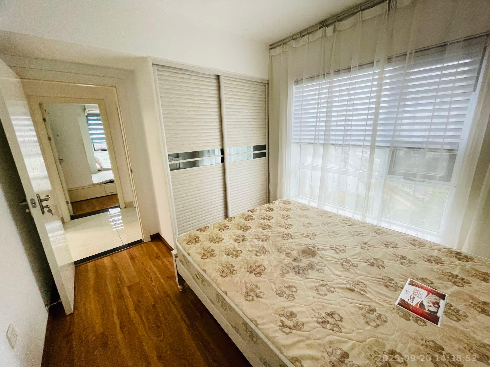 美的城三期 2室2厅1卫 1600.0元/月 美的城三期 2室2厅1卫 1600.0元/月室内图