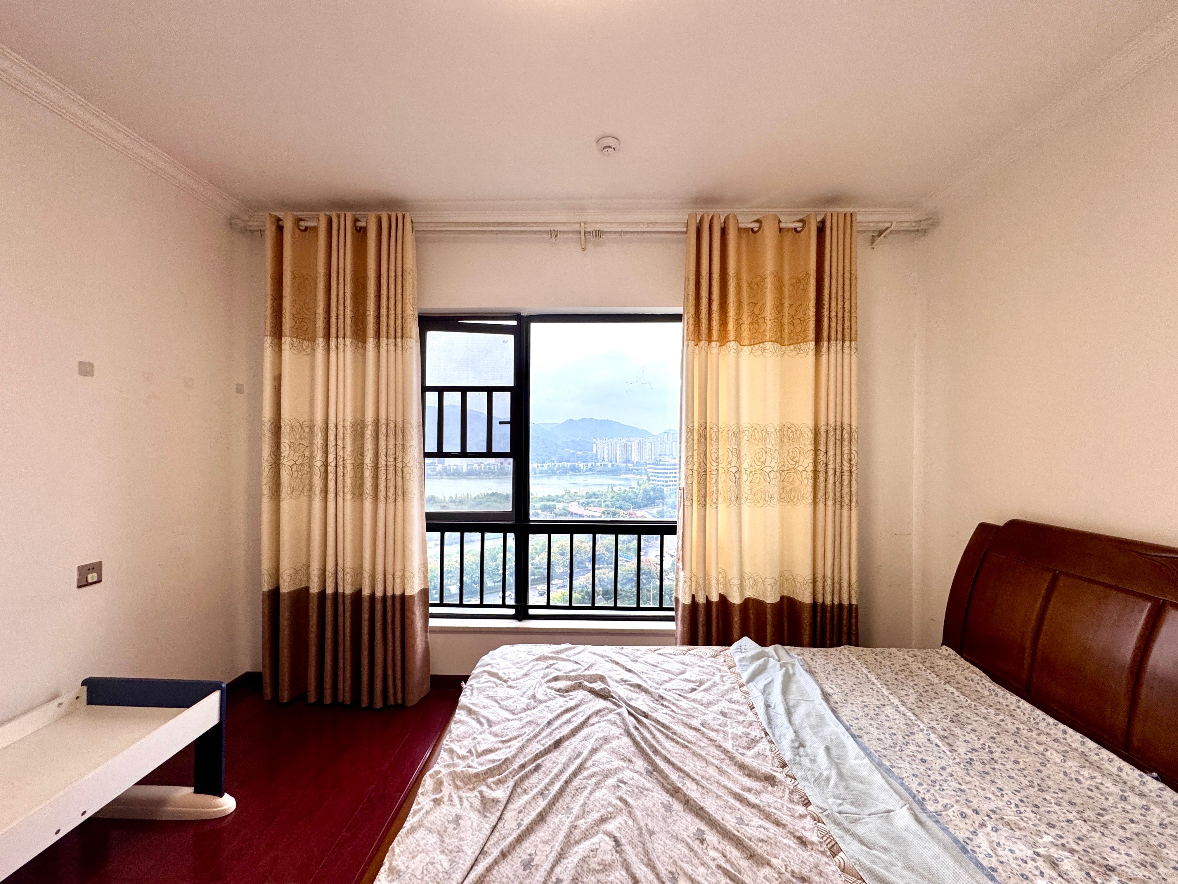 达美D6区 3室2厅1卫 2500.0元/月 达美D6区 3室2厅1卫 2500.0元/月室内图