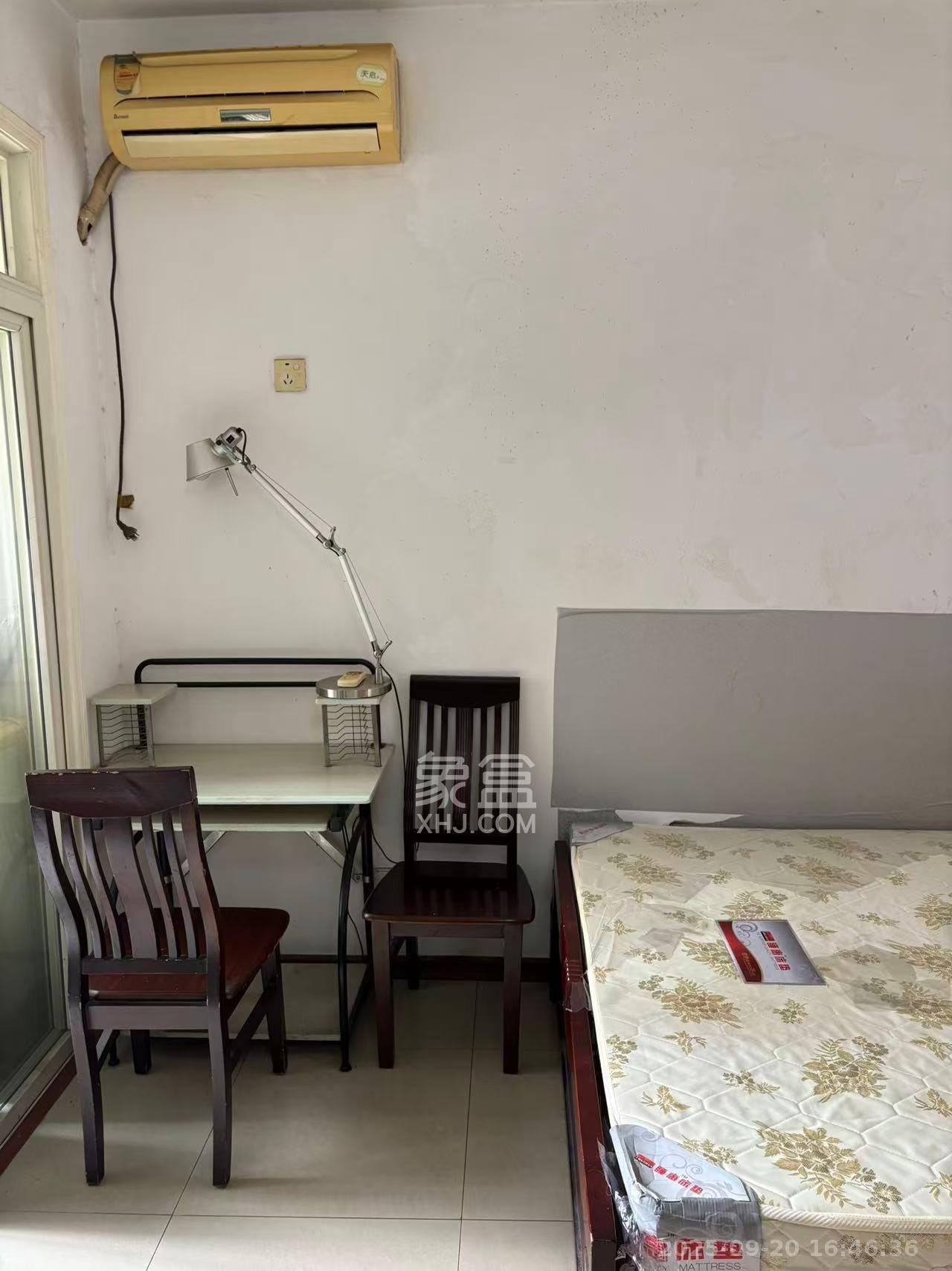 东方银座(东方摩卡) 1室1厅1卫 1300.0元/月 东方银座(东方摩卡) 1室1厅1卫 1300.0元/月室内图