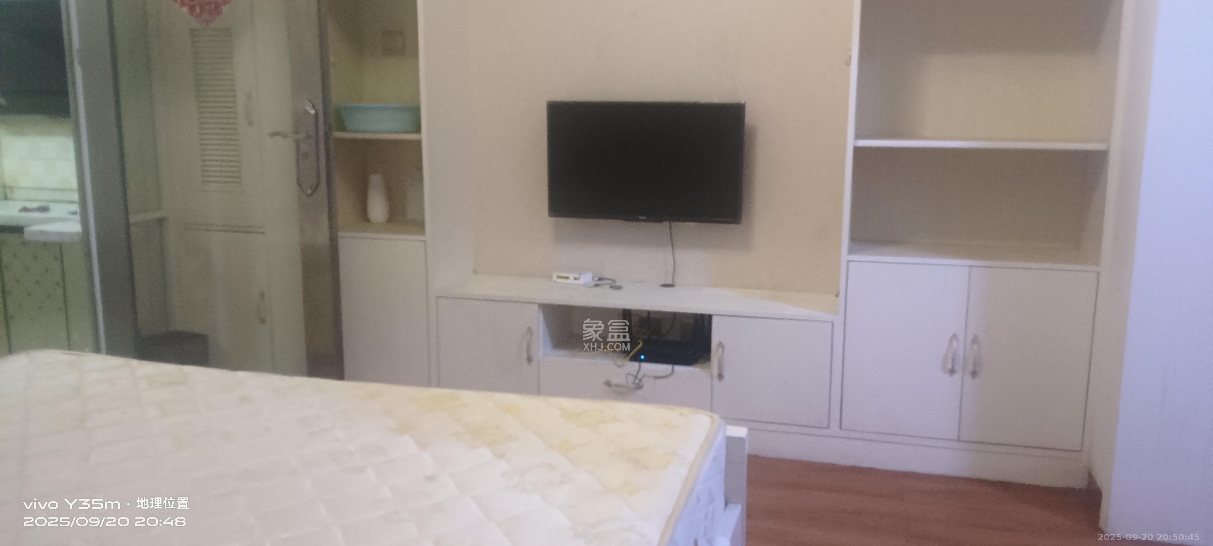 观园国际公寓 1室1厅1卫 1500.0元/月 观园国际公寓 1室1厅1卫 1500.0元/月室内图