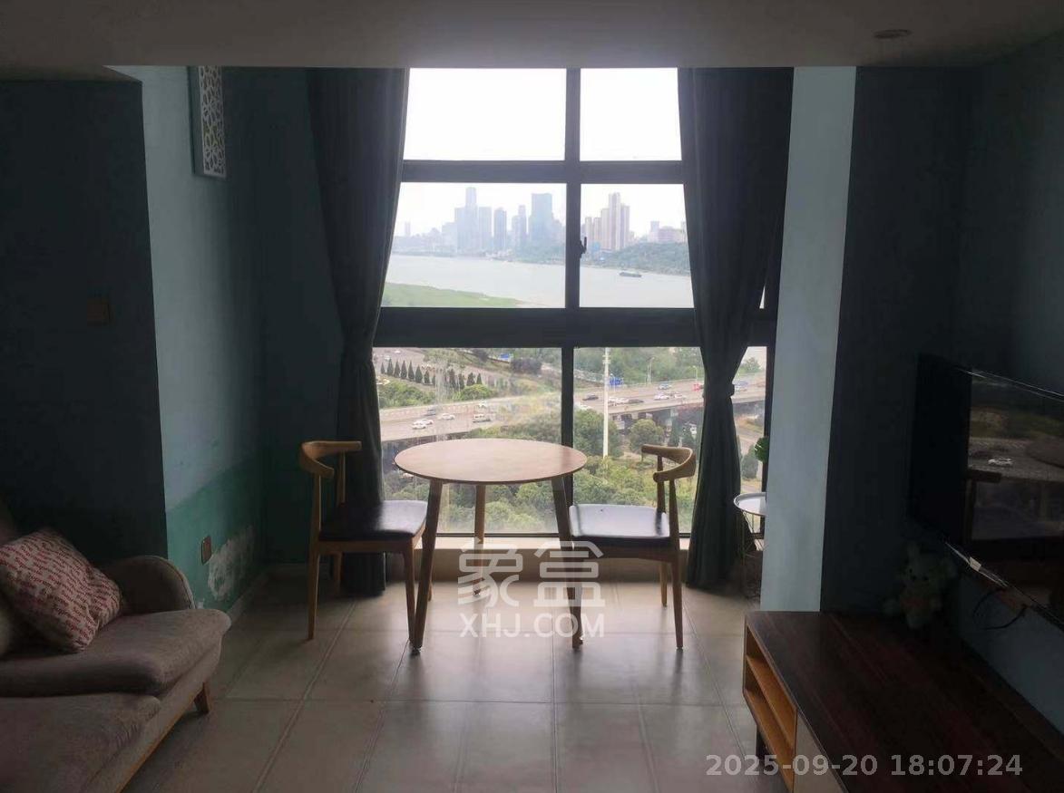 兰亭湾畔  1室1厅1卫    1700.0元/月室内图