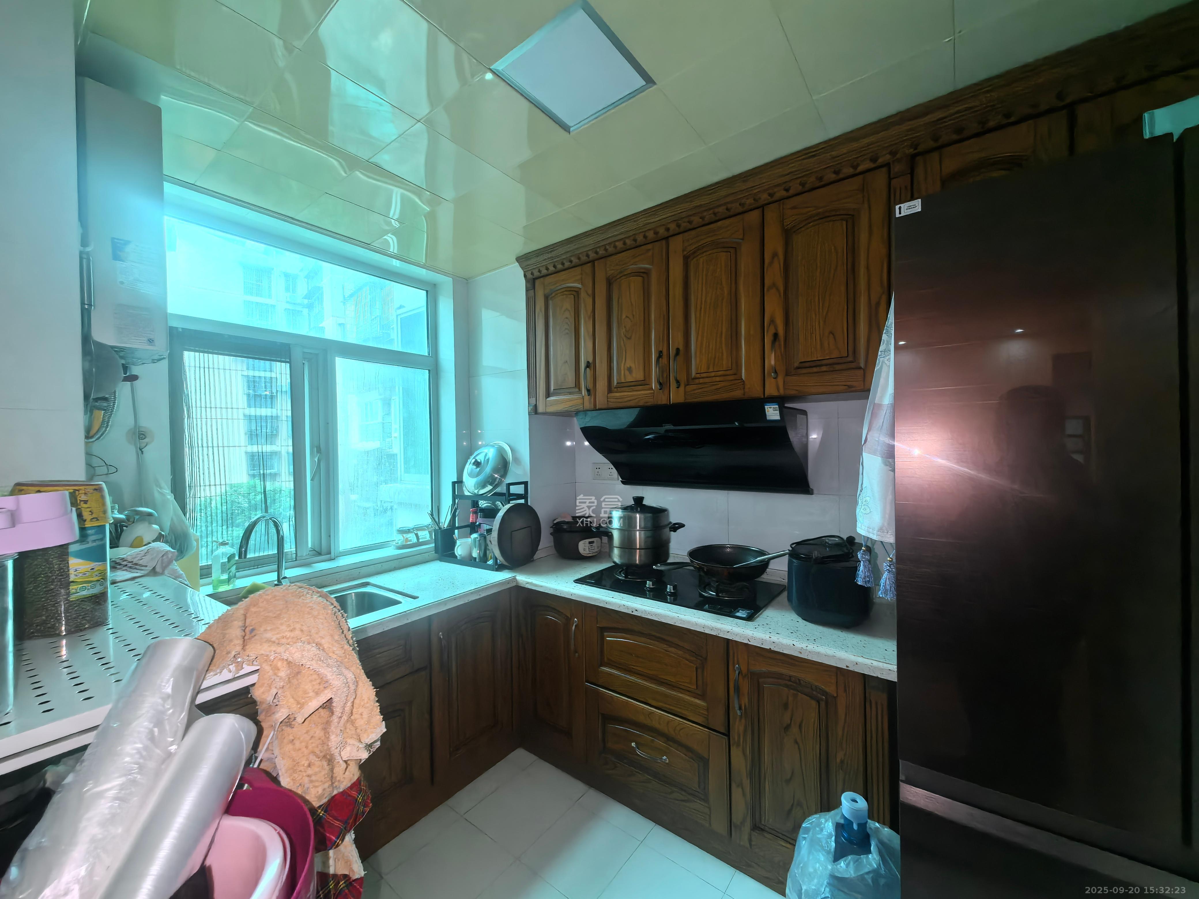 名都花园  2室2厅1卫    2600.0元/月室内图