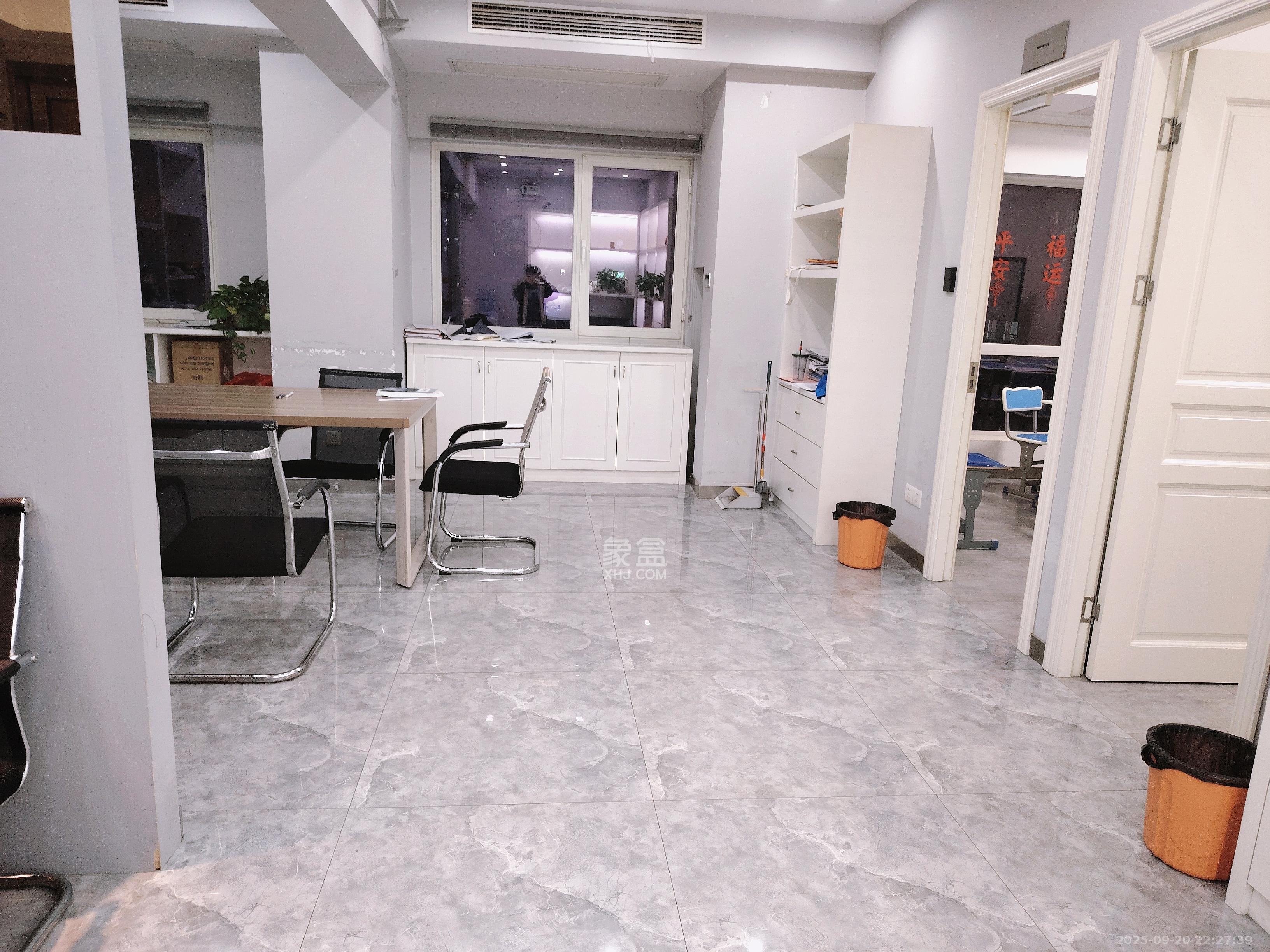 北辰三角洲B1E1区  1室1厅1卫    5300.0元/月室内图