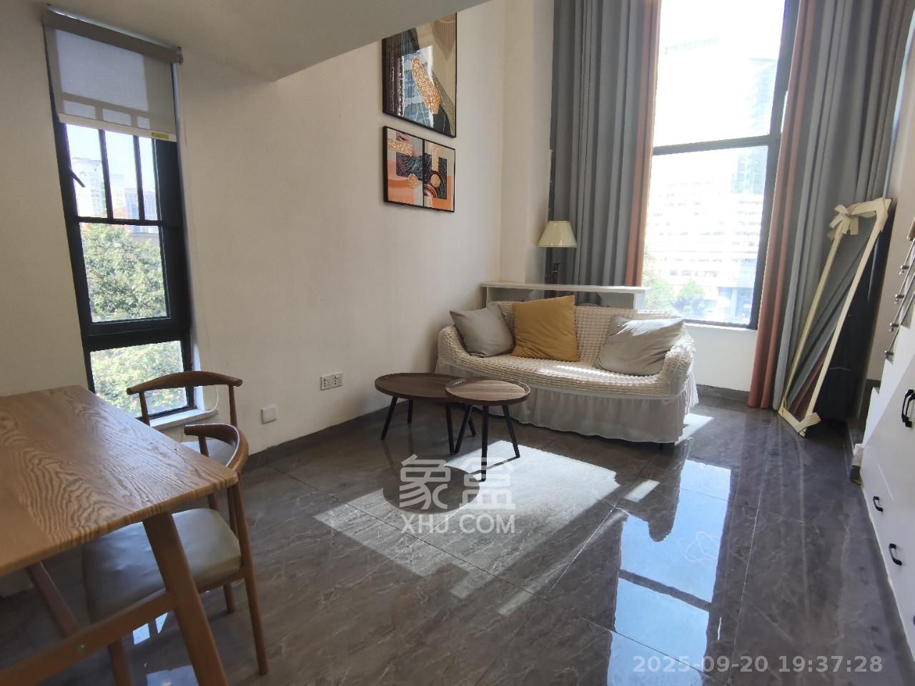 建发中央公园(建发美地)  1室1厅1卫    2200.0元/月 建发中央公园(建发美地)  1室1厅1卫    2200.0元/月