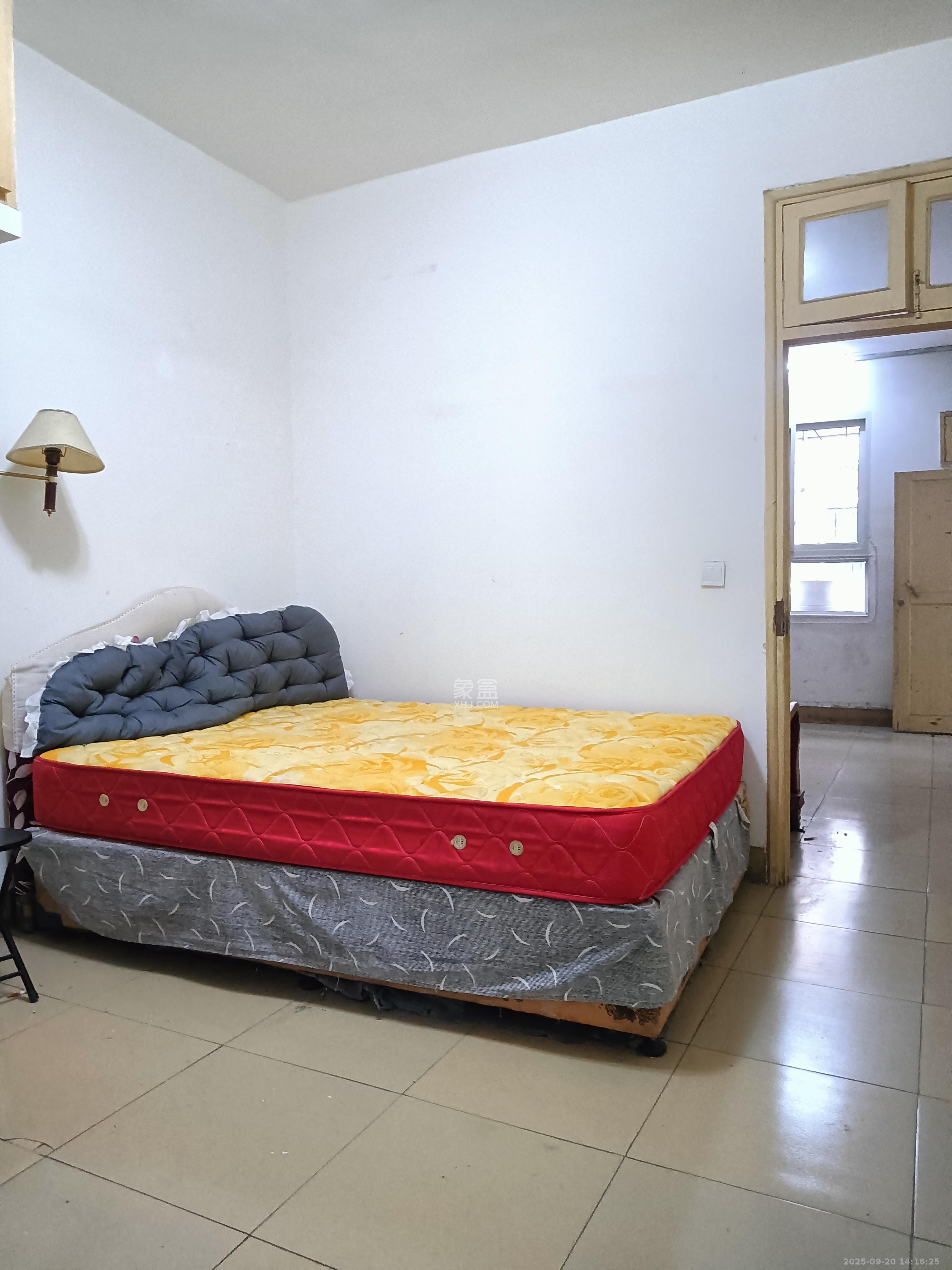 长勘小区  1室1厅1卫    1500.0元/月室内图