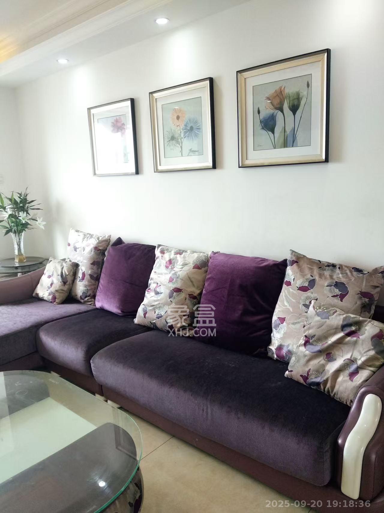 中国铁建梅溪青秀一期  3室2厅1卫    2200.0元/月室内图