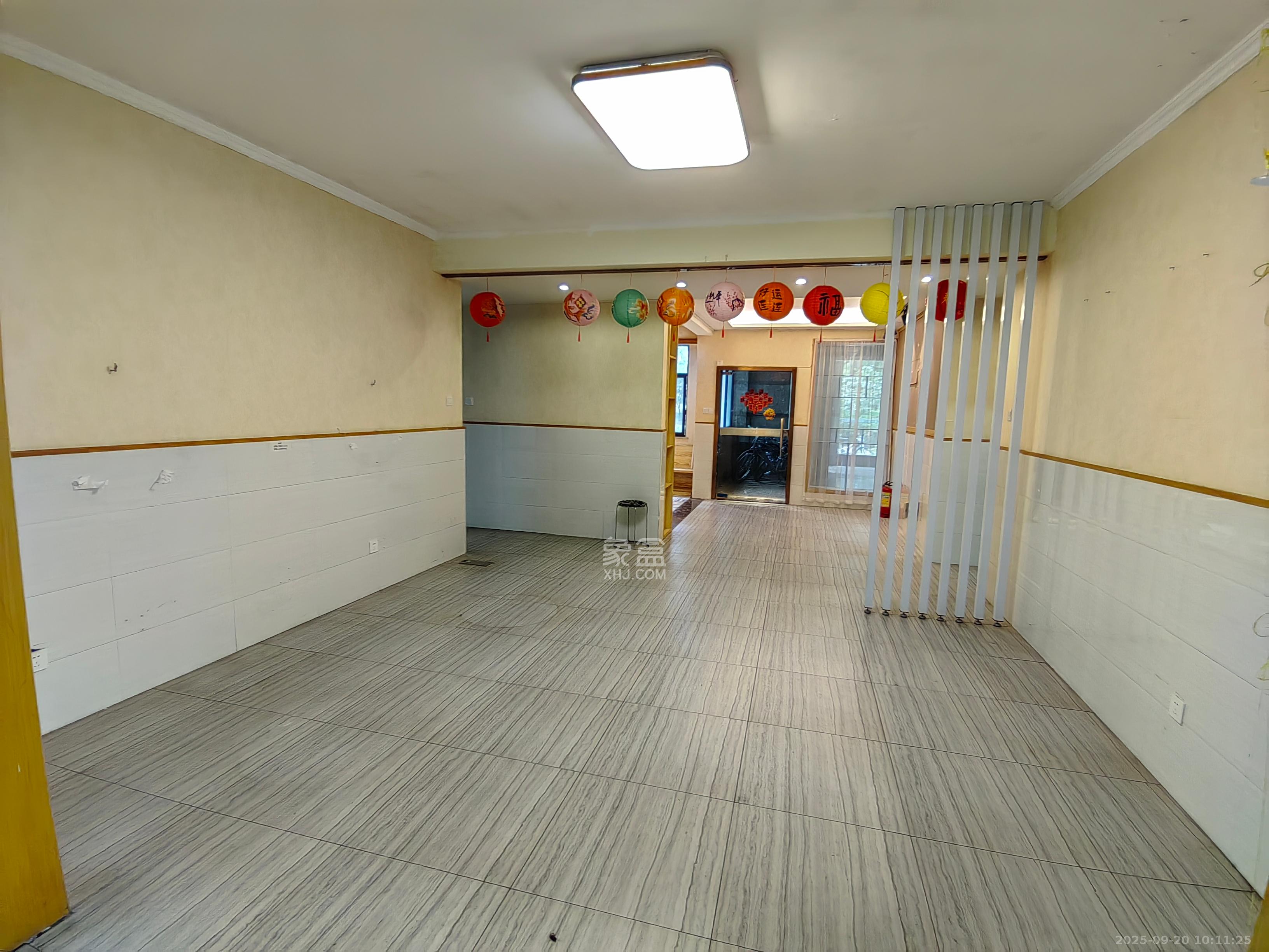 湘江世纪城星江苑 3室2厅2卫 2800.0元/月 湘江世纪城星江苑 3室2厅2卫 2800.0元/月室内图