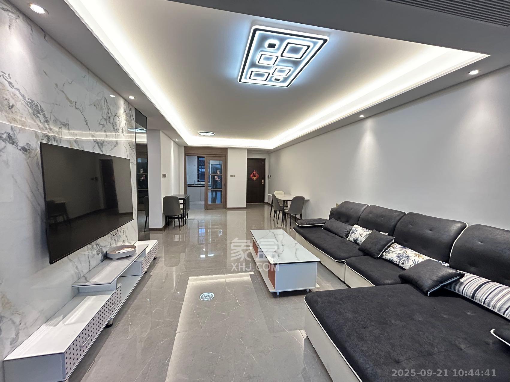 龙湖春江天玺 4室2厅2卫 4300.0元/月 龙湖春江天玺 4室2厅2卫 4300.0元/月室内图