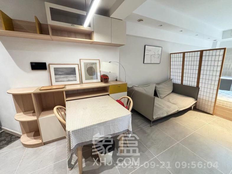 鑫远玲珑 1室1厅1卫 2100.0元/月 鑫远玲珑 1室1厅1卫 2100.0元/月室内图