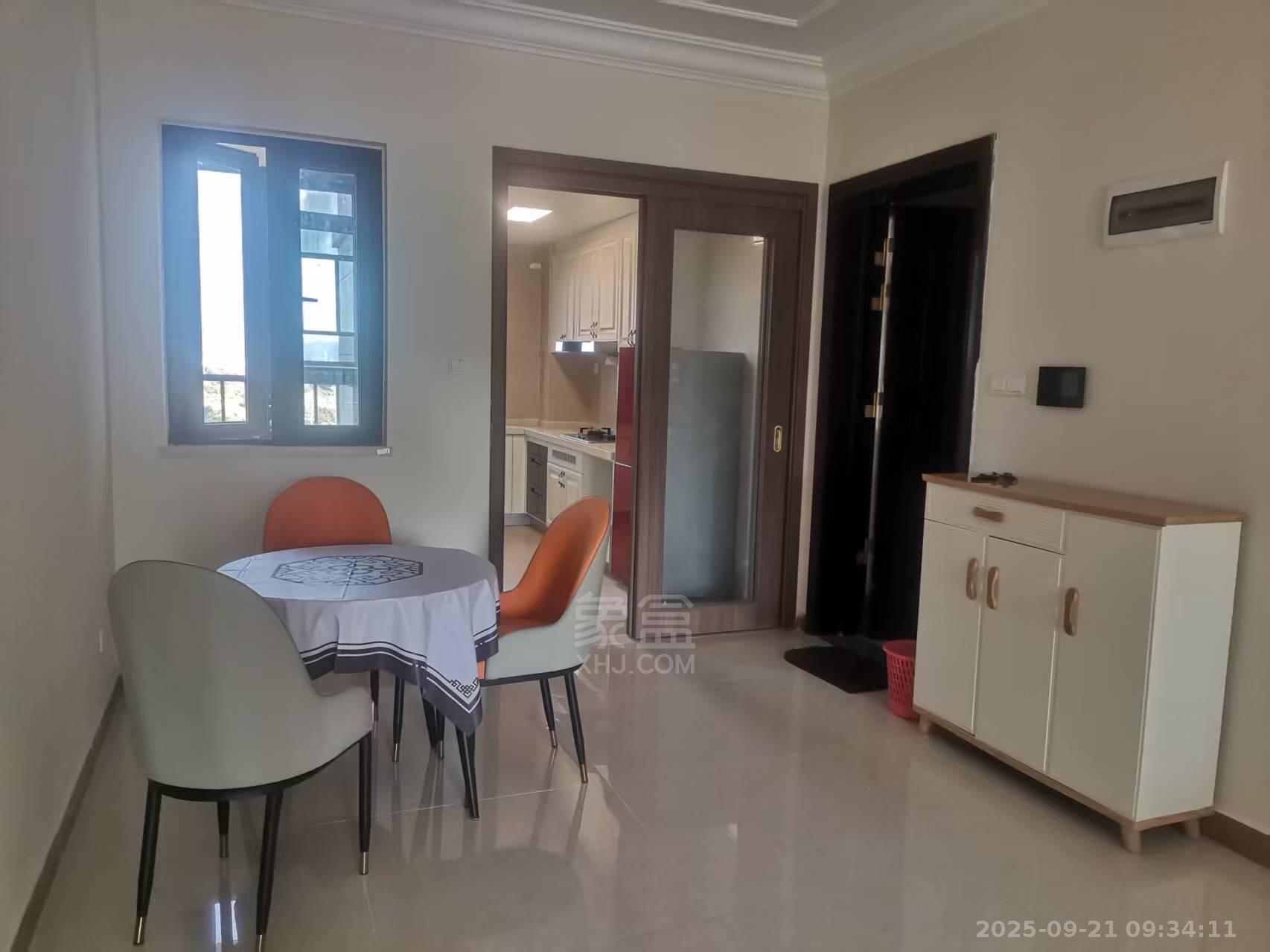 株洲恒大御景天下(恒大誉景花园) 3室2厅2卫 1800.0元/月 株洲恒大御景天下(恒大誉景花园) 3室2厅2卫 1800.0元/月室内图