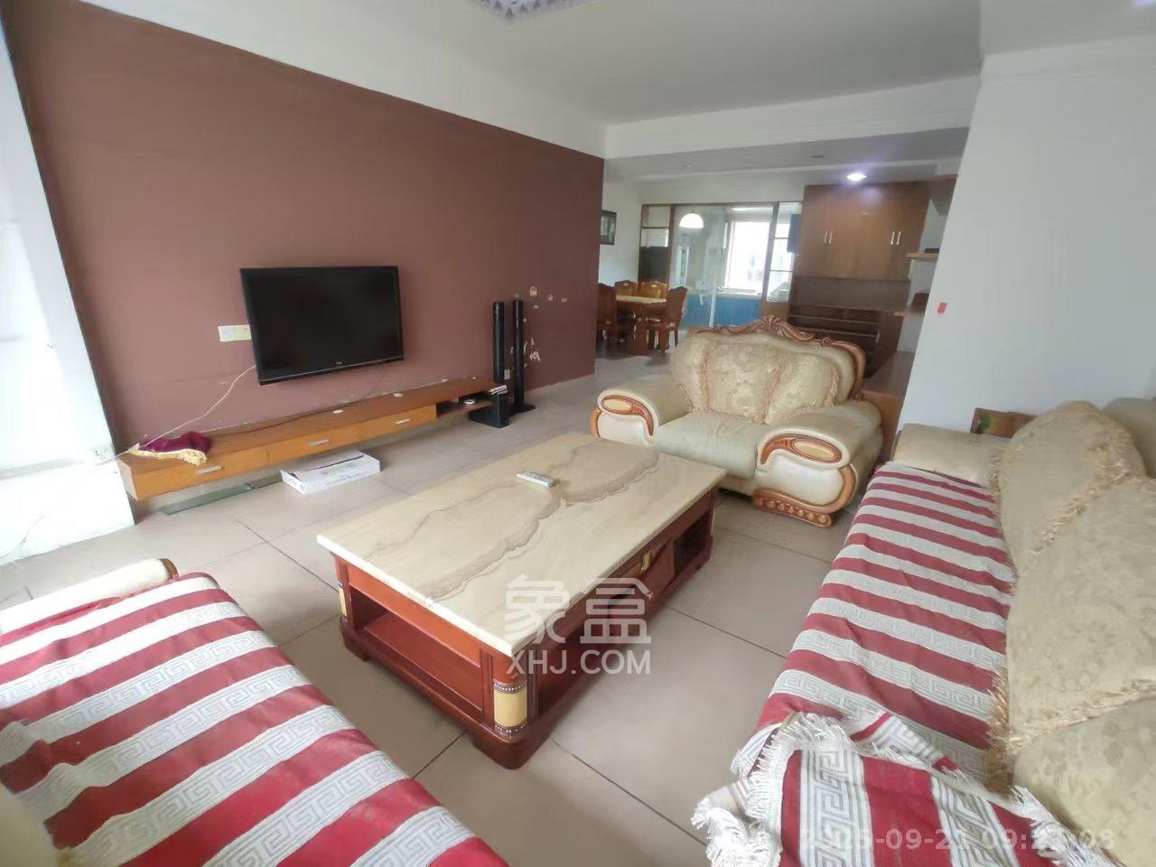 天鸿天府(天鸿中央大院) 3室2厅2卫 2300.0元/月 天鸿天府(天鸿中央大院) 3室2厅2卫 2300.0元/月室内图