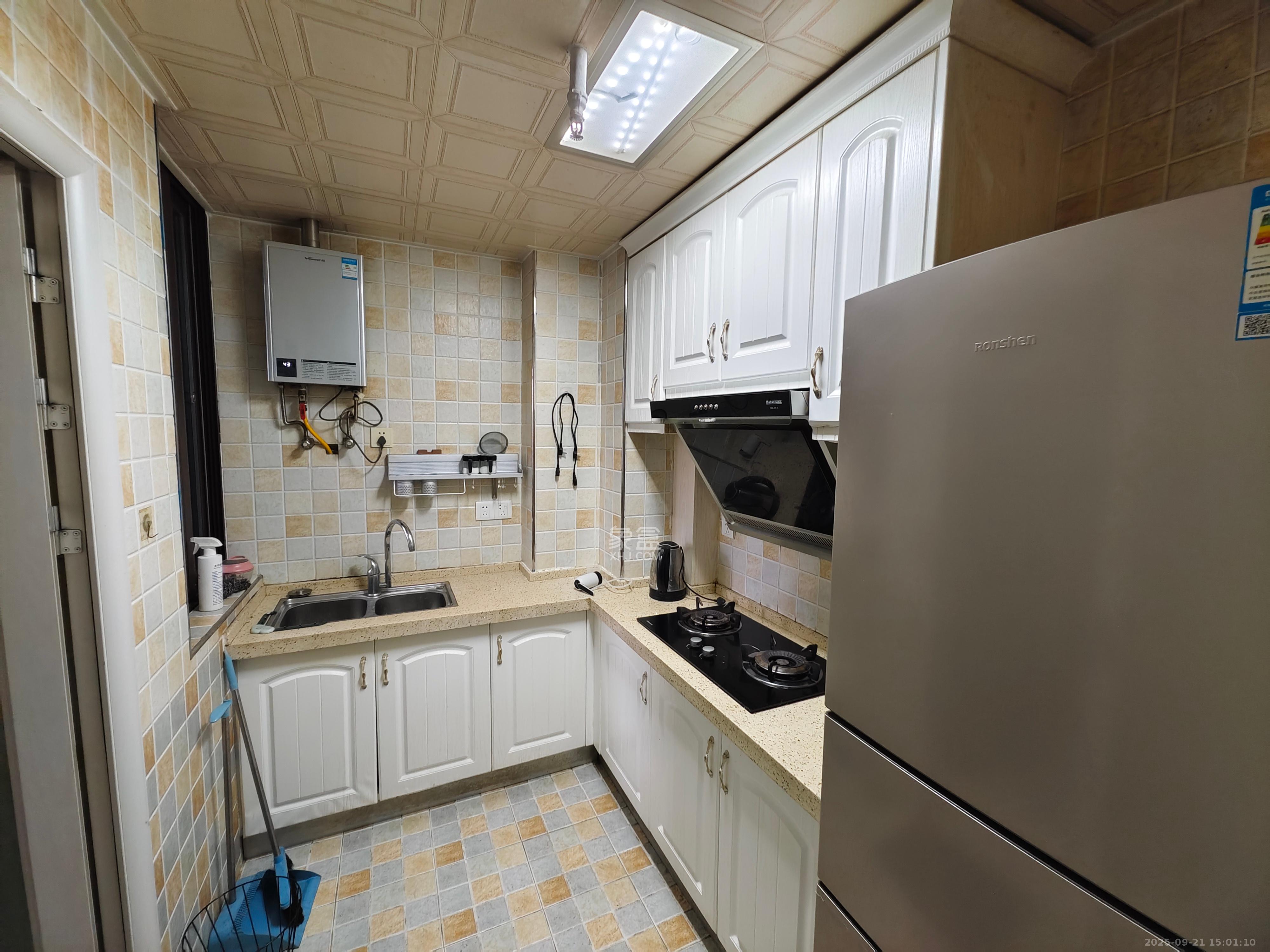 芒果天地(芒果雅苑)  1室1厅1卫    2000.0元/月室内图