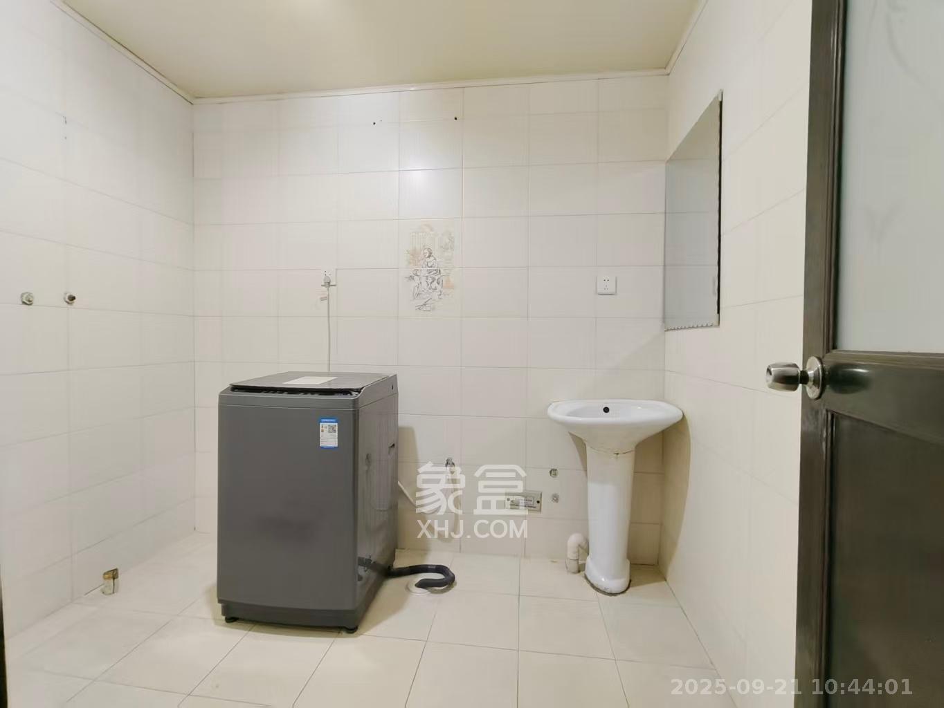 中星苑 3室2厅2卫 2300.0元/月 中星苑 3室2厅2卫 2300.0元/月室内图