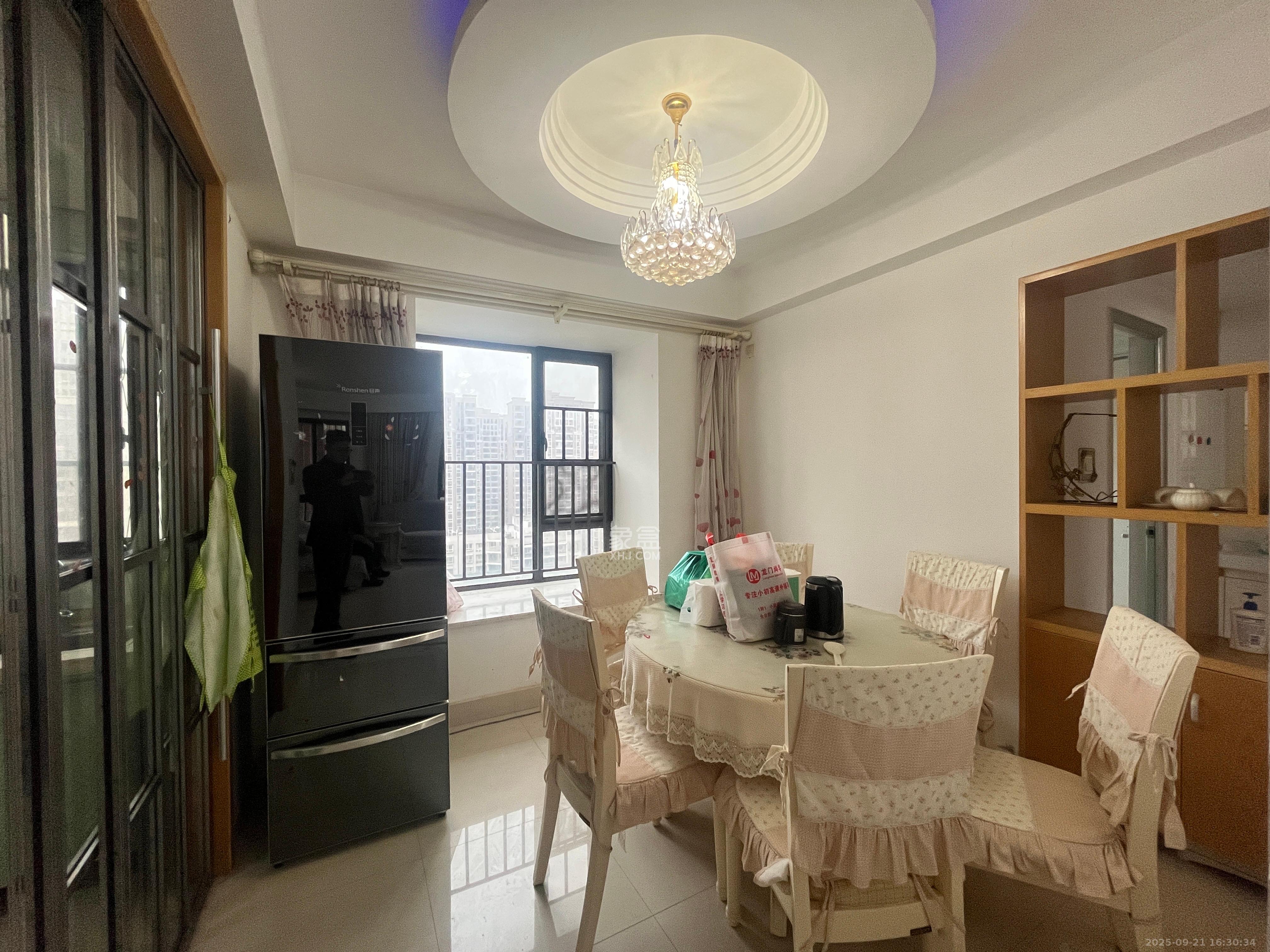 华润凤凰城二期 2室2厅1卫 2000.0元/月 华润凤凰城二期 2室2厅1卫 2000.0元/月室内图