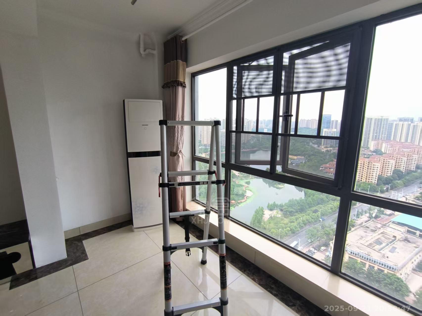 佳兆业金域天下三期 2室2厅1卫 1700.0元/月 佳兆业金域天下三期 2室2厅1卫 1700.0元/月室内图