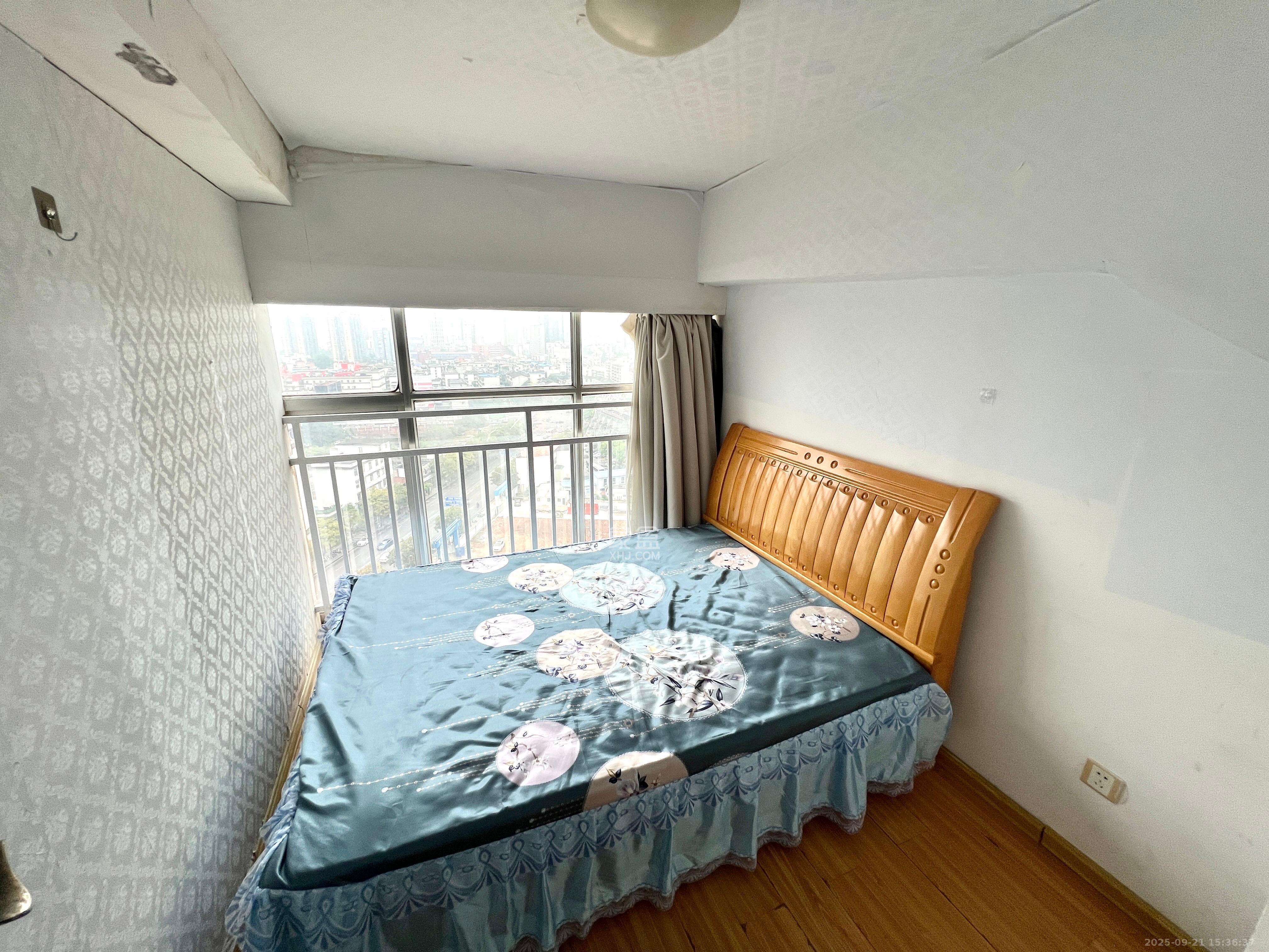 自由.com(自由大厦)  2室1厅1卫    1800.0元/月 自由.com(自由大厦)  2室1厅1卫    1800.0元/月室内图