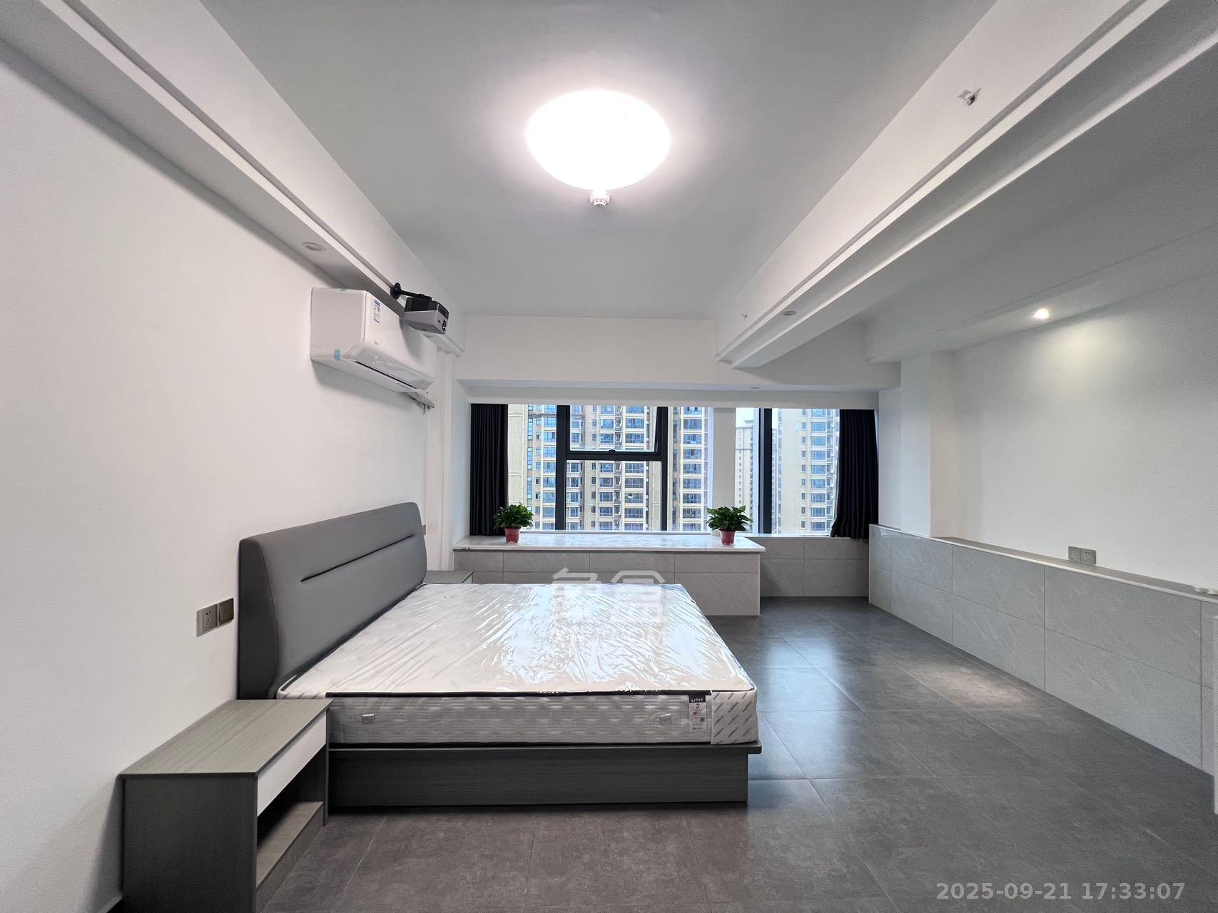 裕天国际商汇中心  1室1厅1卫    1400.0元/月室内图