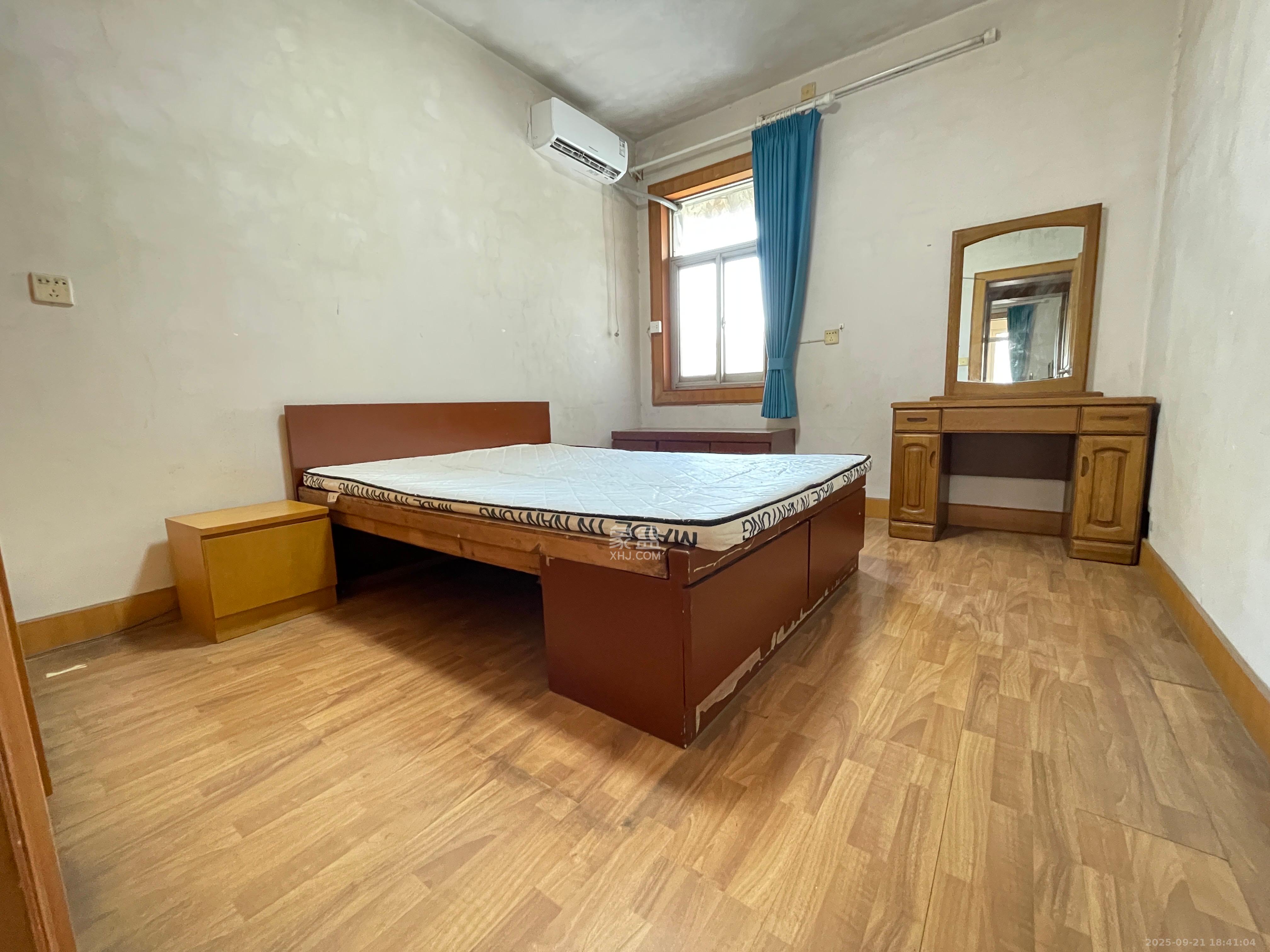 航天大院  3室2厅1卫    1800.0元/月室内图