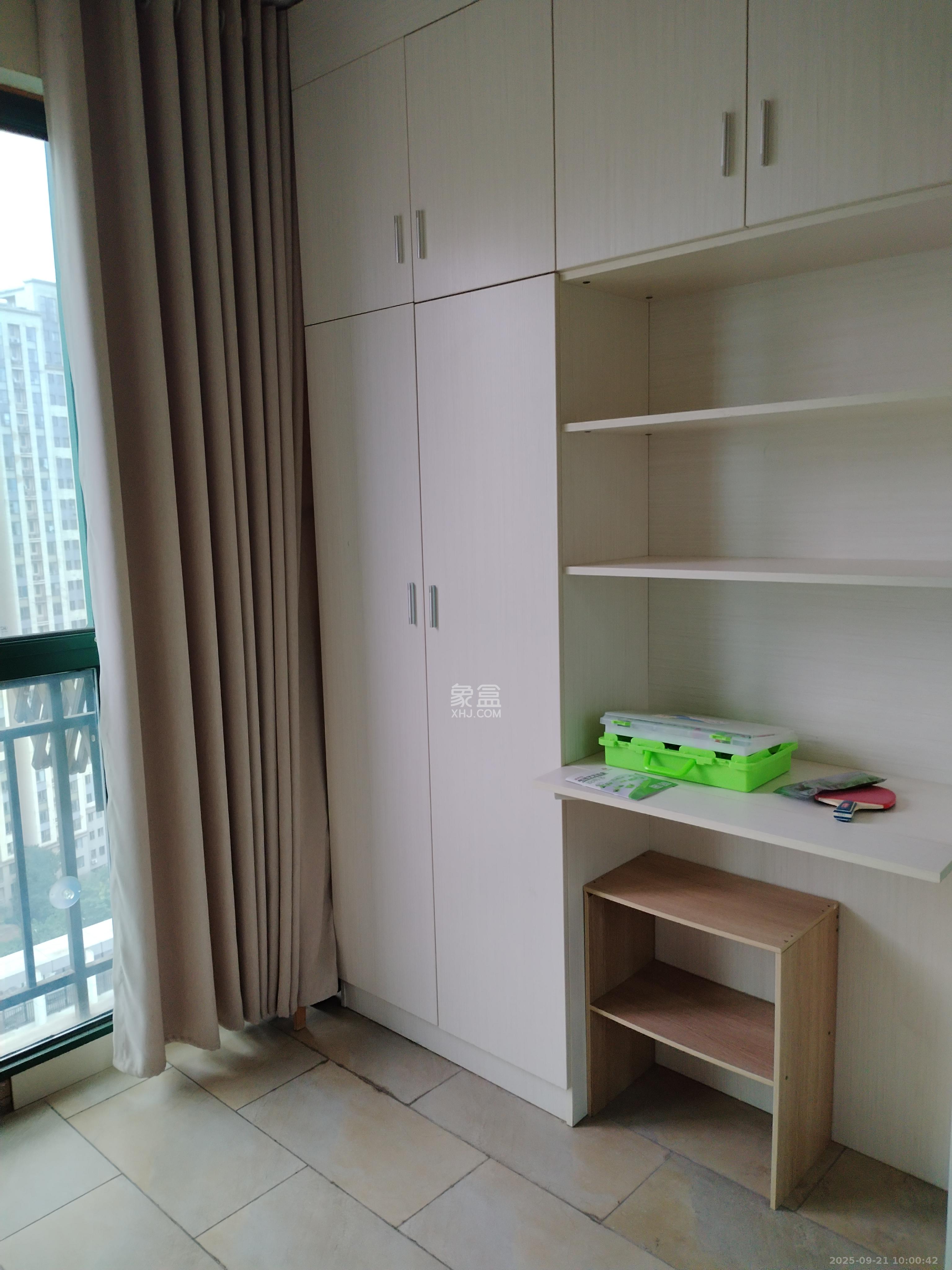 恒大华府 1室2厅1卫 2000.0元/月 恒大华府 1室2厅1卫 2000.0元/月室内图