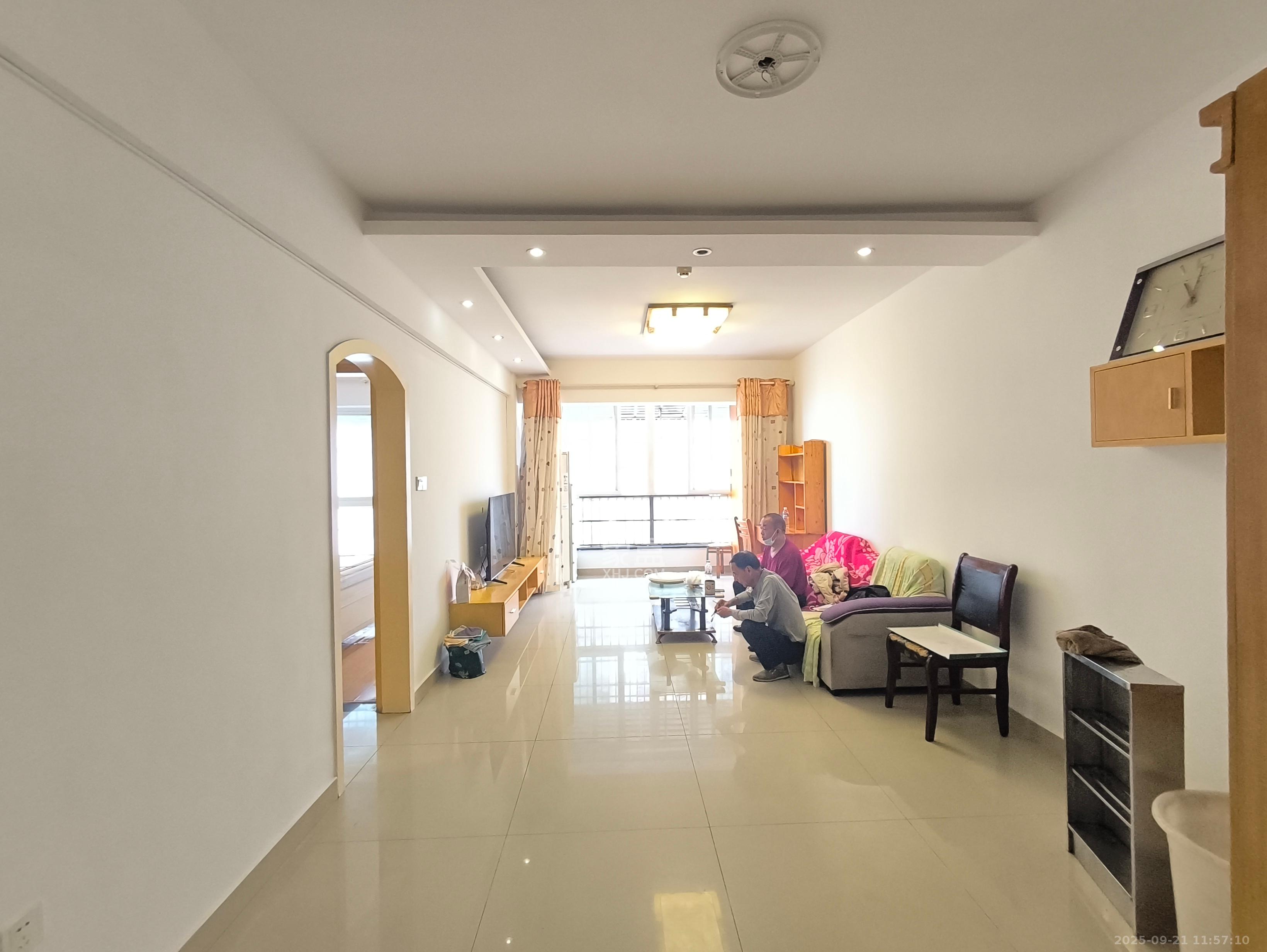 伍家岭生活广场 1室0厅0卫 2300.0元/月 伍家岭生活广场 1室0厅0卫 2300.0元/月室内图