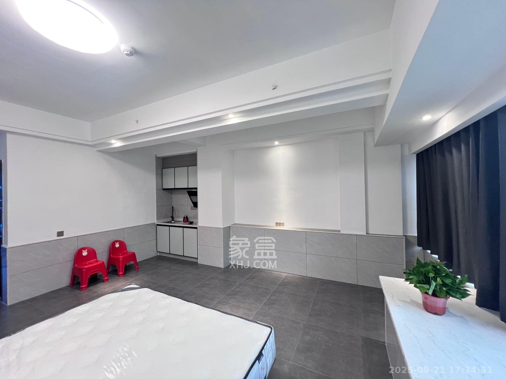 裕天国际商汇中心 1室1厅1卫 1400.0元/月 裕天国际商汇中心 1室1厅1卫 1400.0元/月室内图