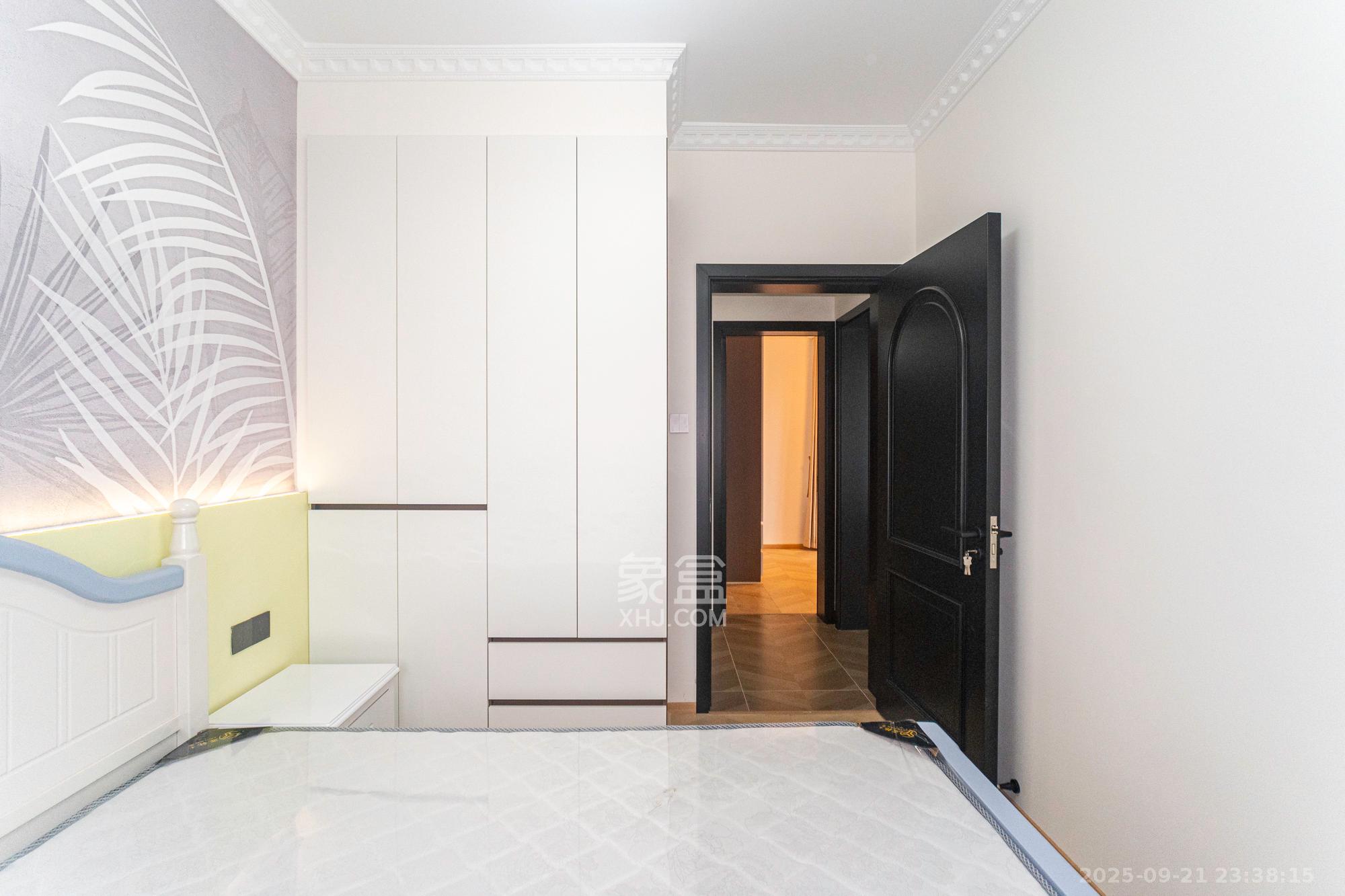 盛地东方芯府 3室2厅2卫 76.8万 盛地东方芯府 3室2厅2卫 76.8万卧室