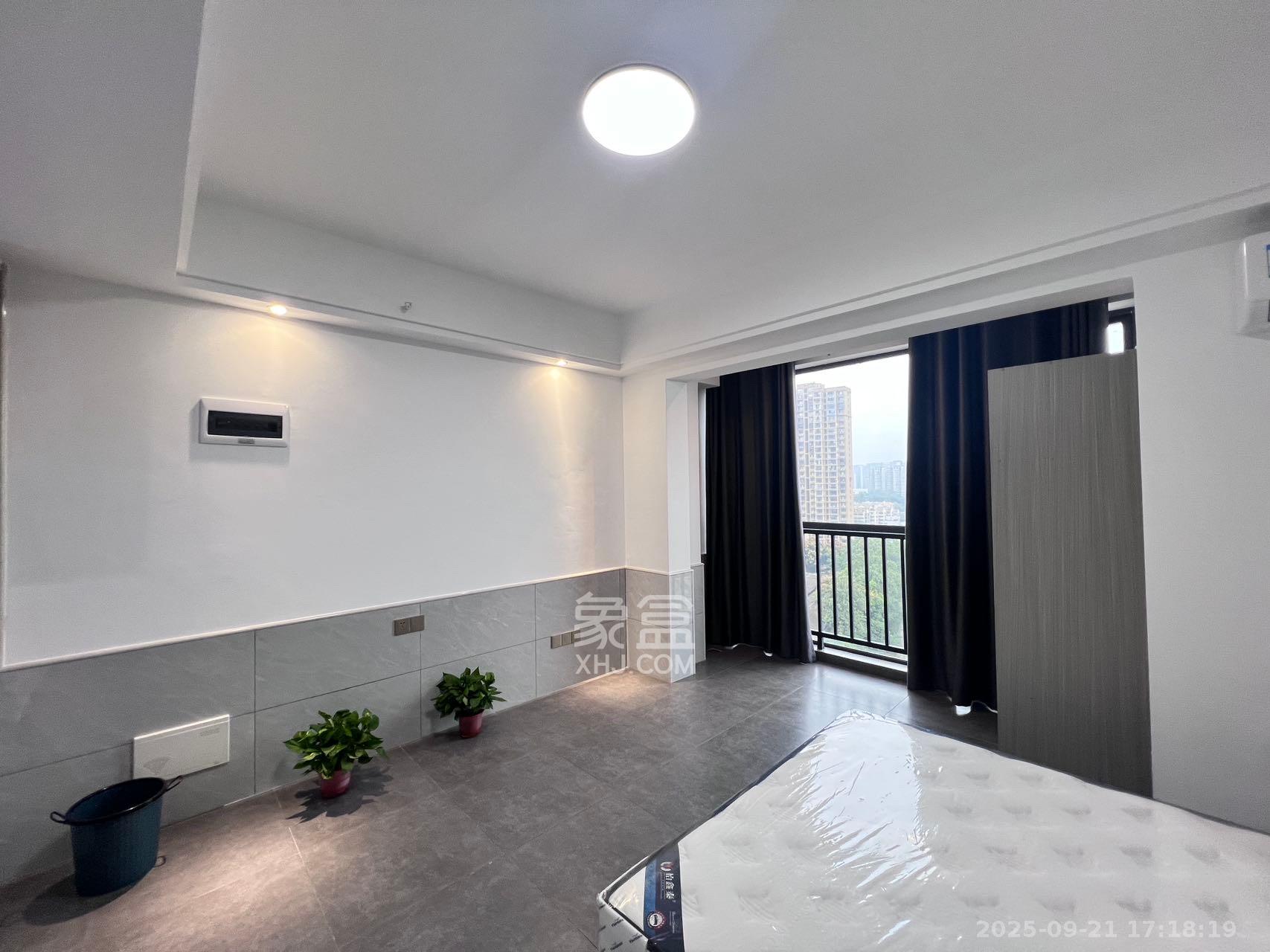 裕天国际商汇中心  1室1厅1卫    1500.0元/月室内图