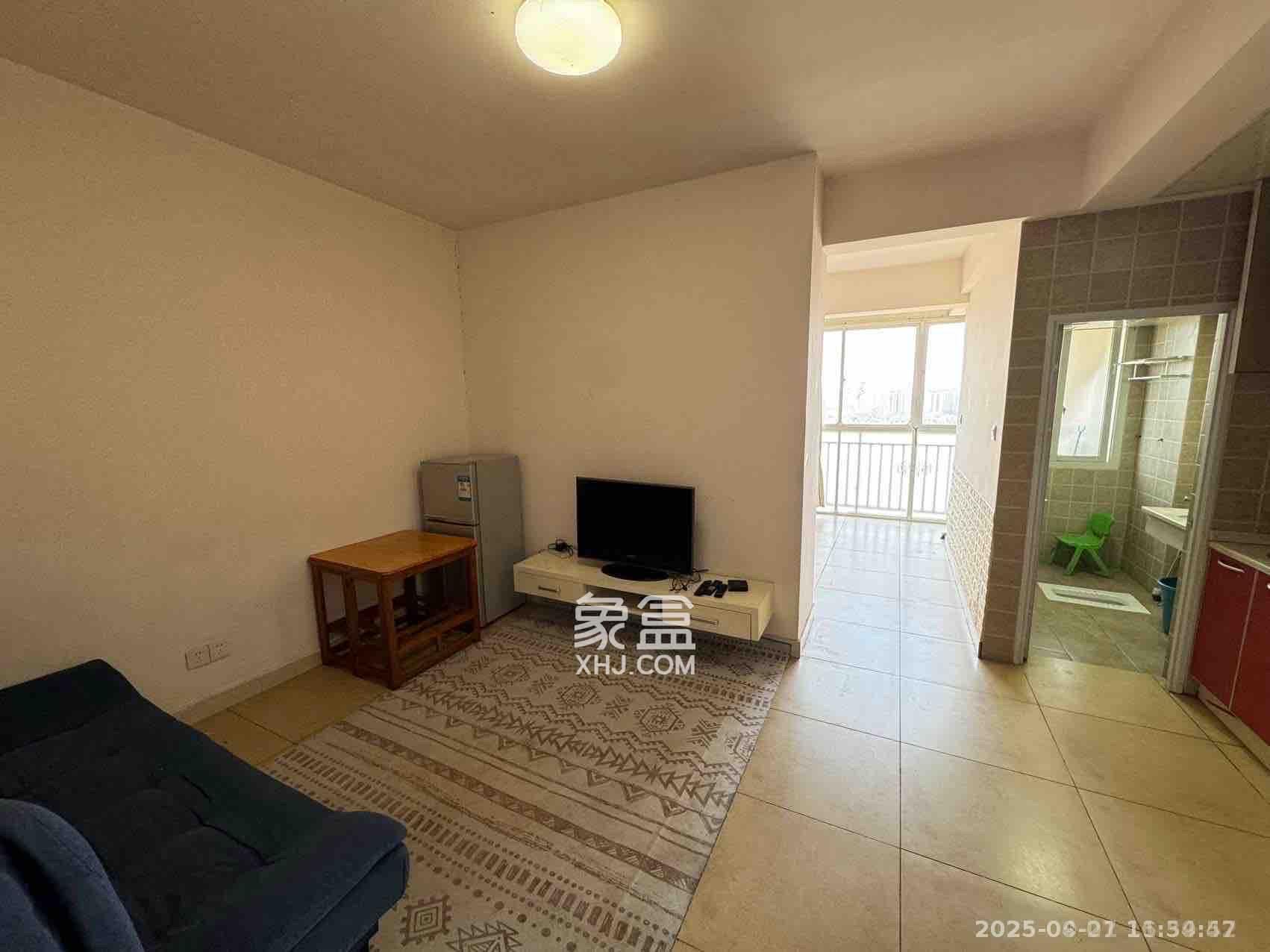 世景华庭  1室1厅1卫    1000.0元/月 世景华庭  1室1厅1卫    1000.0元/月