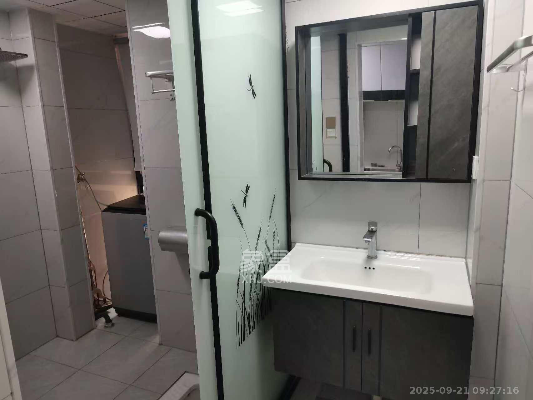 尚上美寓  2室2厅1卫    2600.0元/月室内图