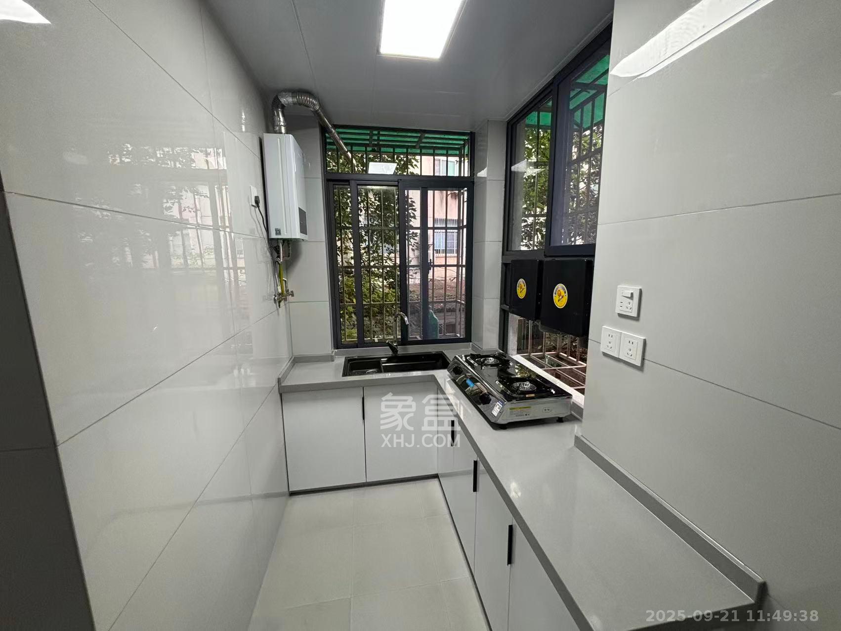 石子冲巷  2室1厅1卫    2200.0元/月室内图