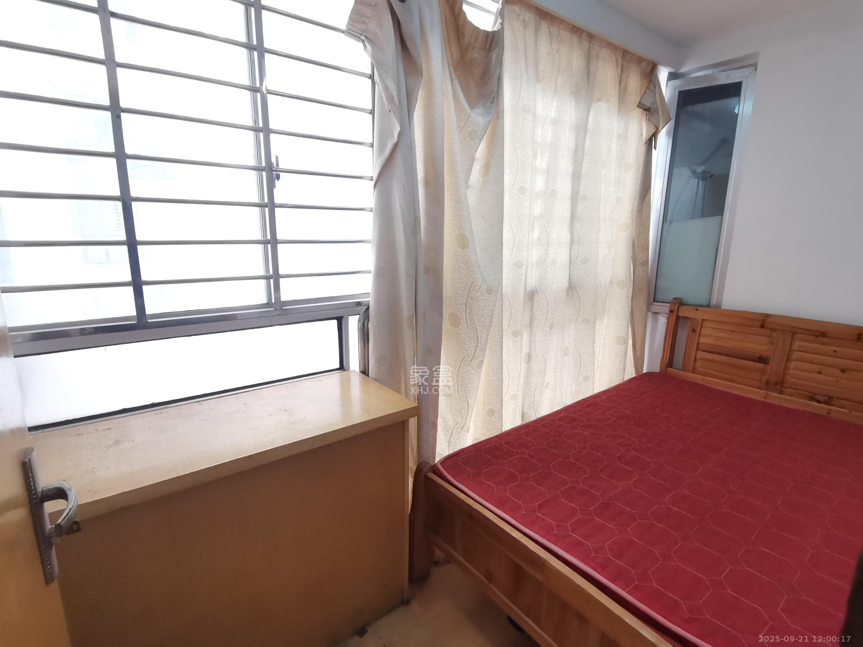 上河国际B座  2室1厅1卫    1600.0元/月室内图